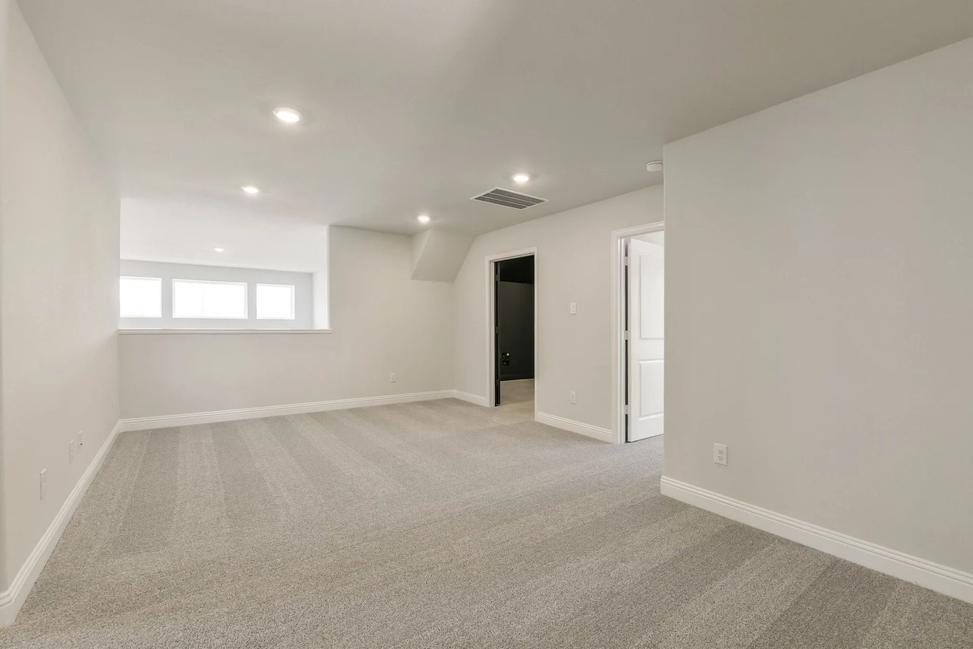 Plan 4059 game room