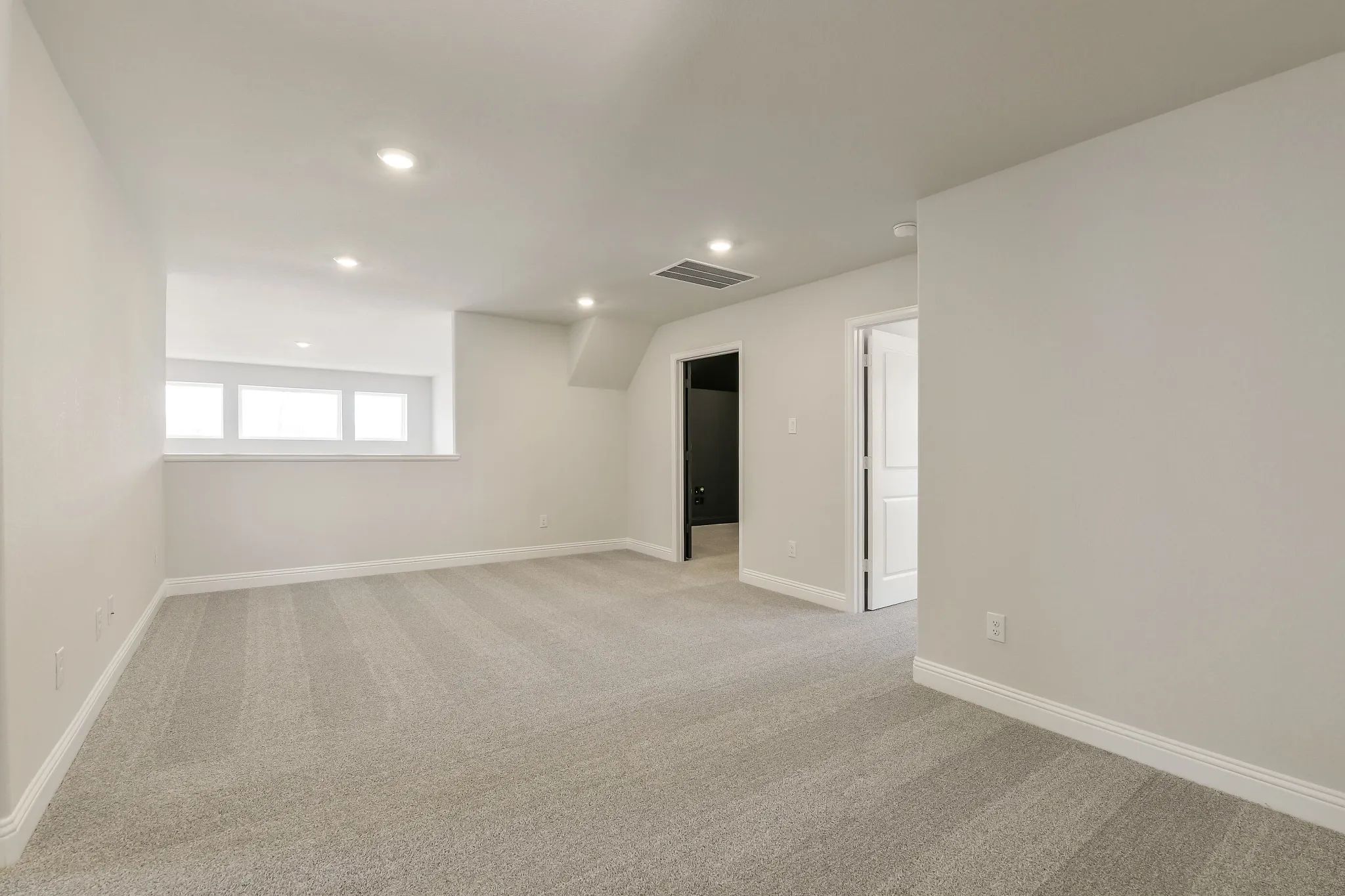 Plan 4059 game room