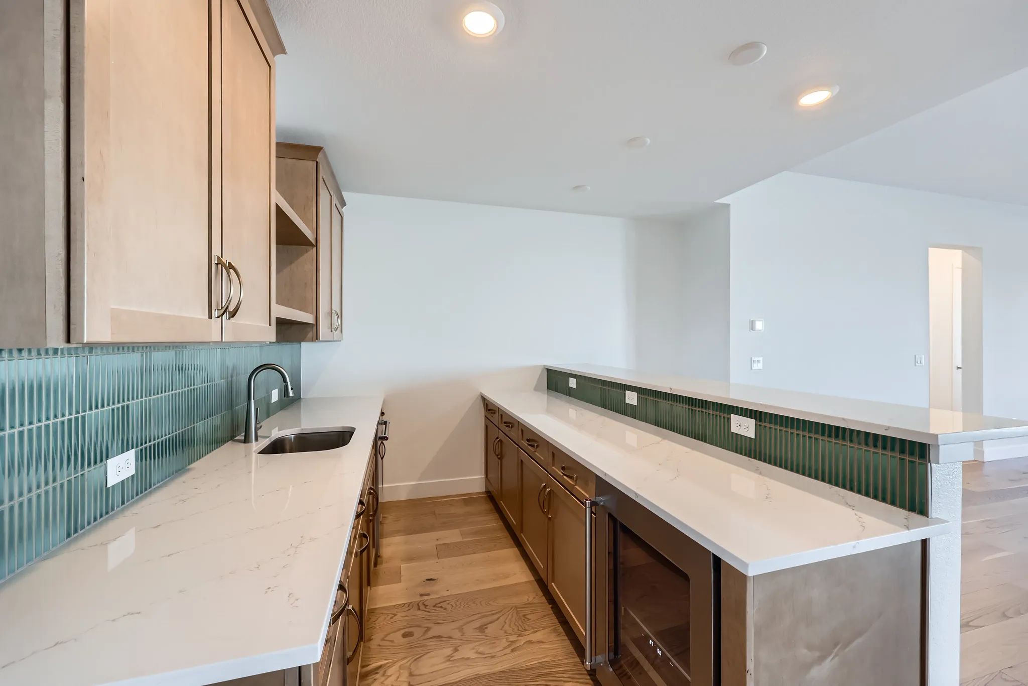 Adelyn Wet Bar Option