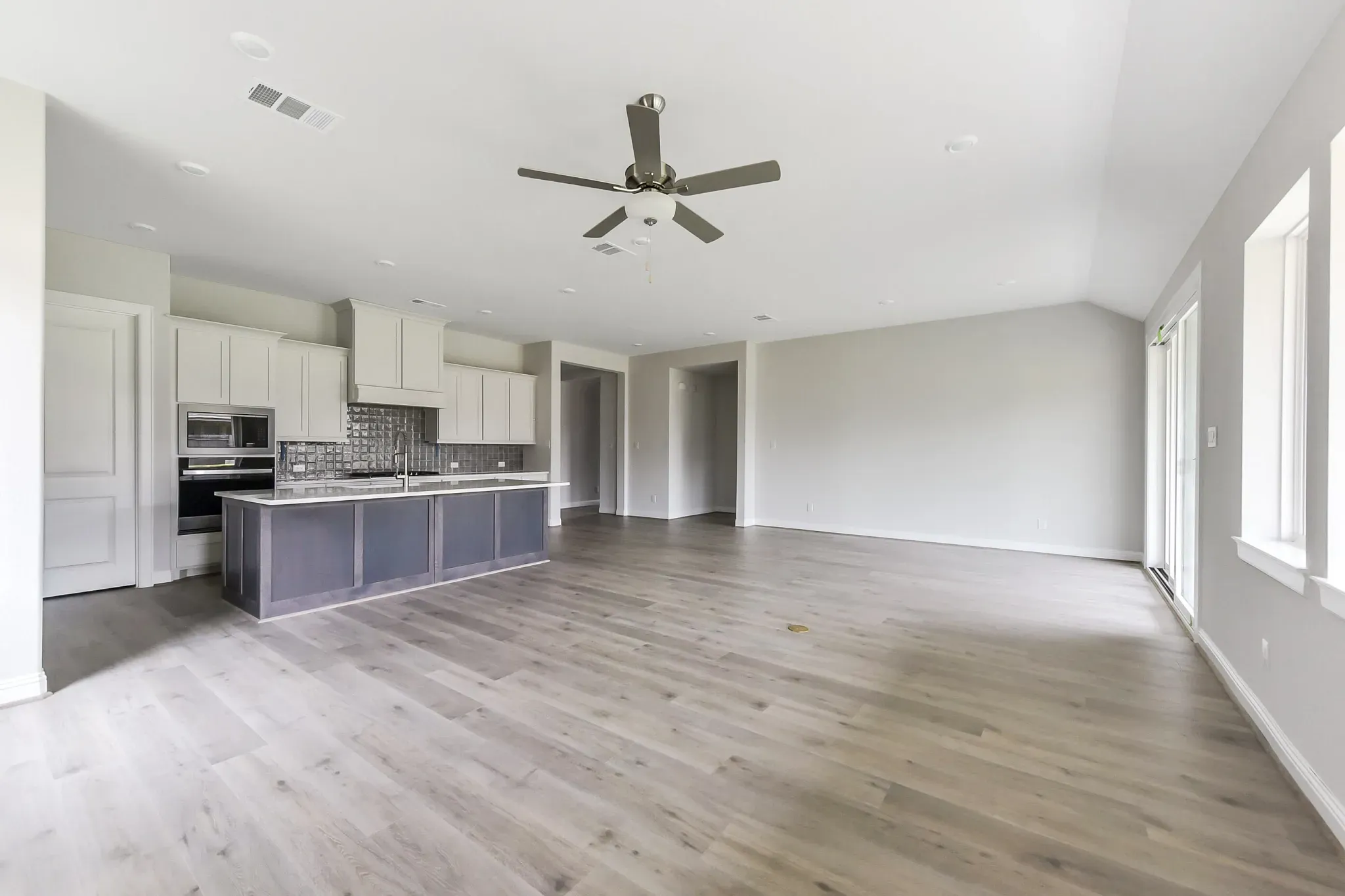 Plan 4509 great room