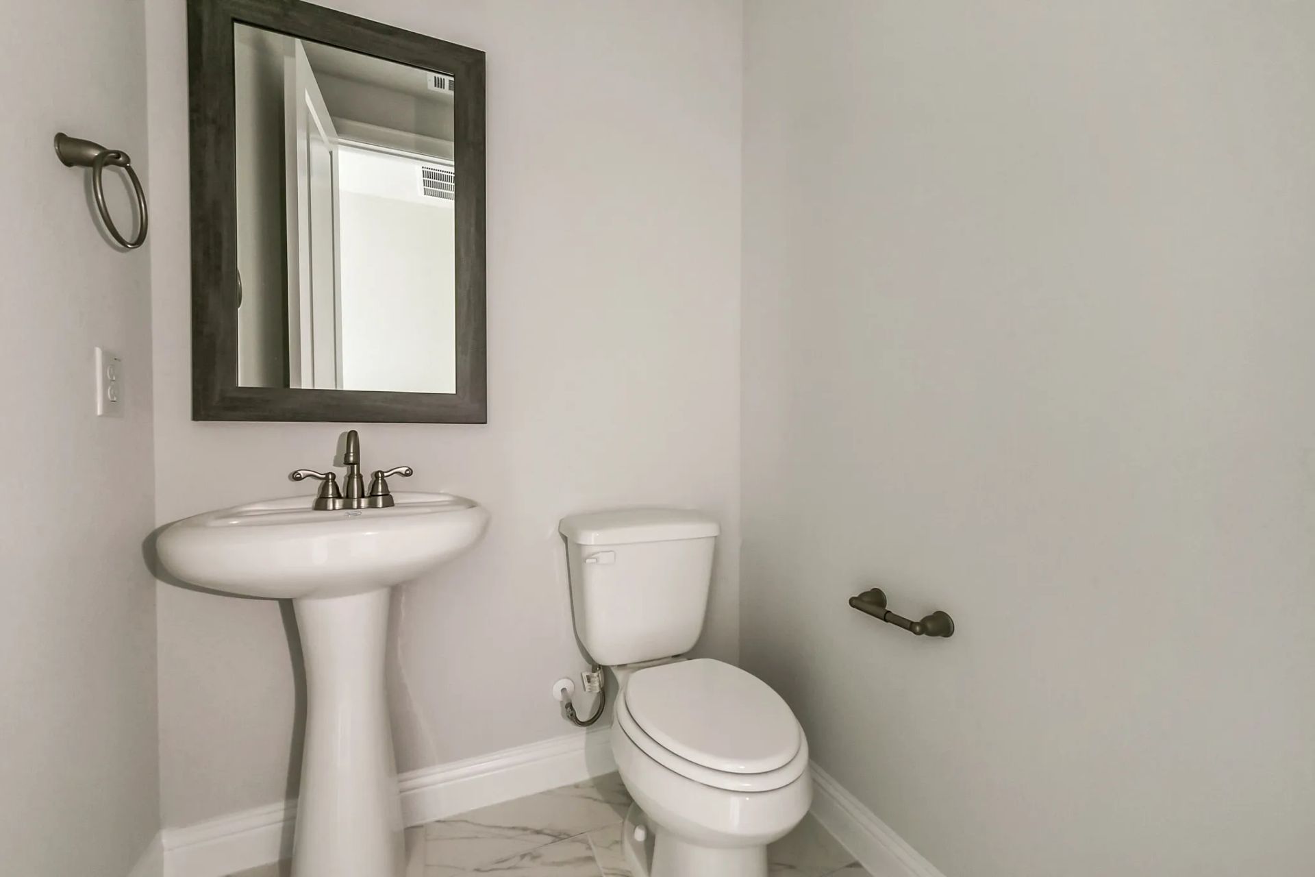 Plan 4509 powder room