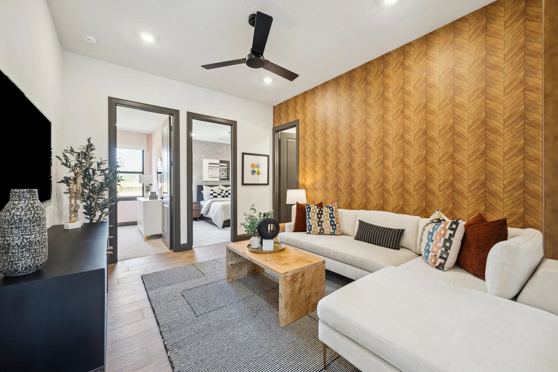 Plan 4534 flex room - staged