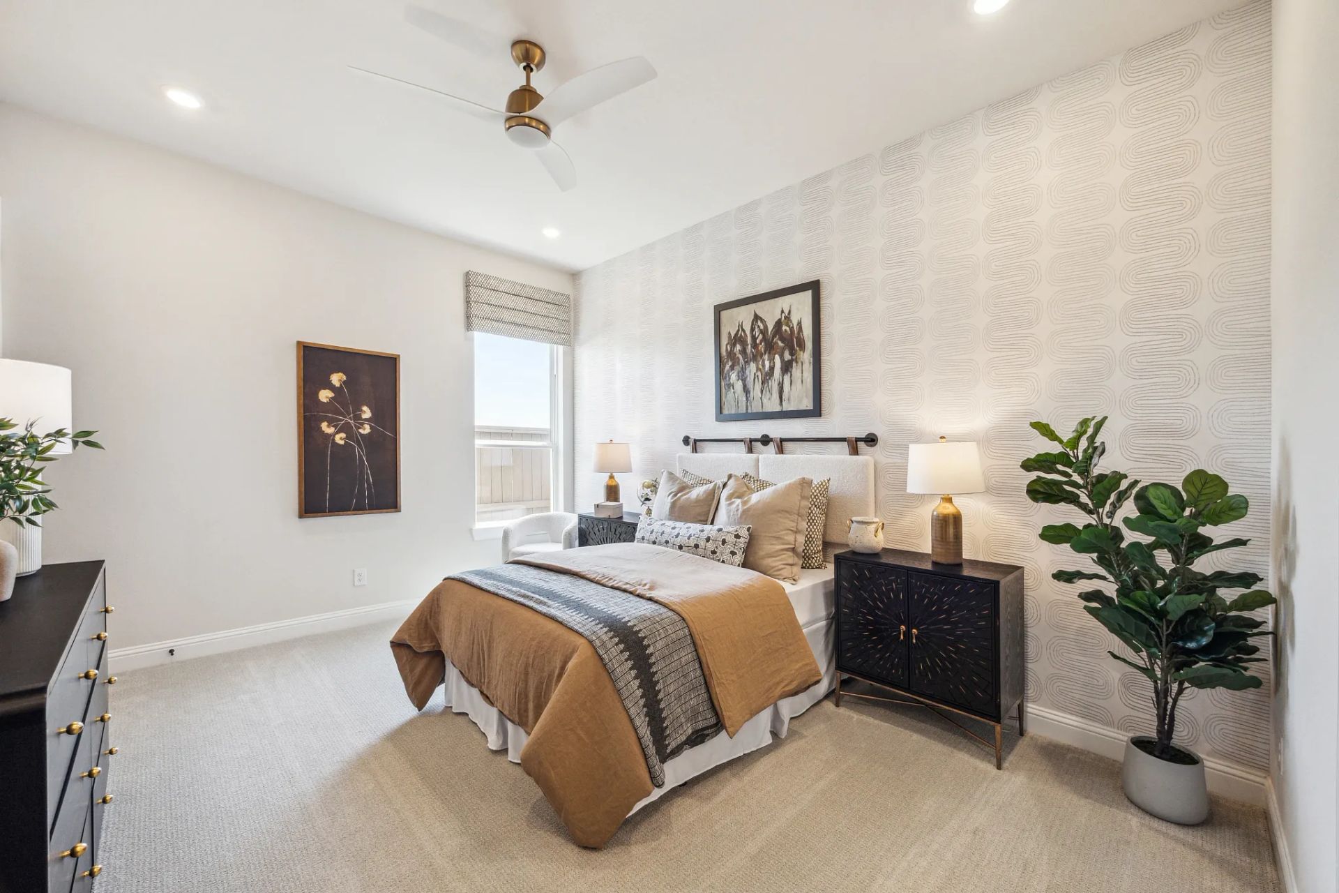 Plan 5042 bed 2 - staged