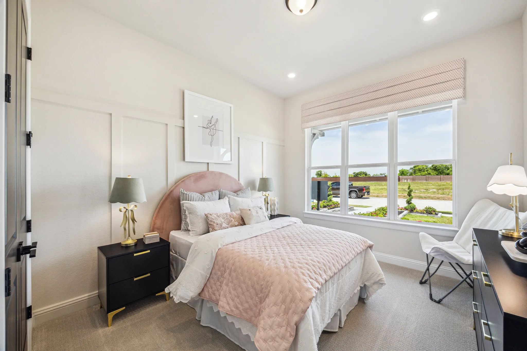 Plan 5042 bed 4 - staged