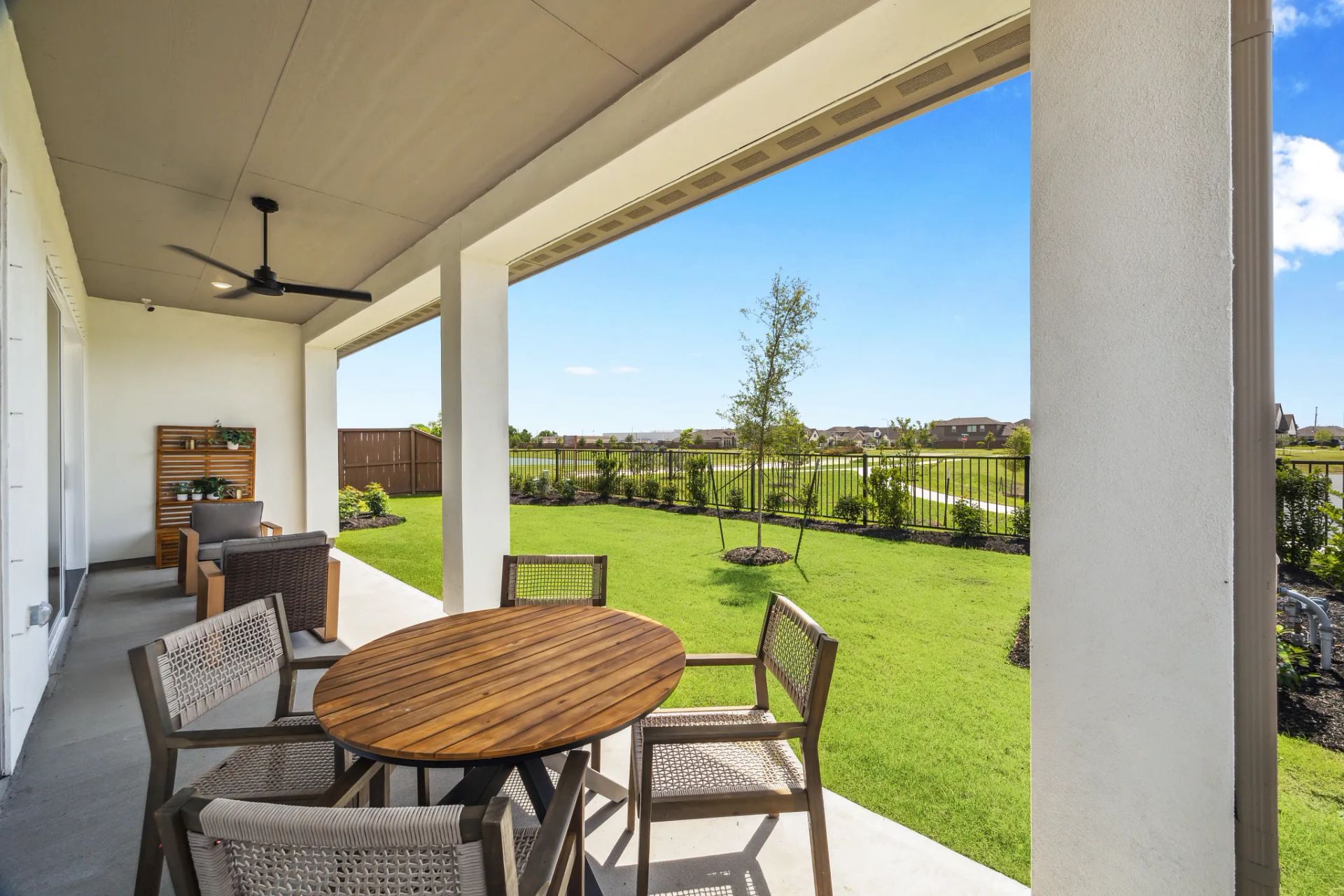 Plan 5042 model outdoor living