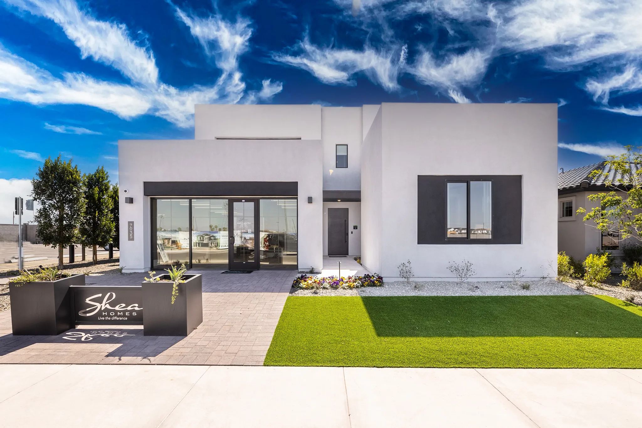 Plan 4016 Model Exterior
