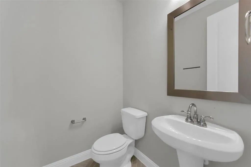 Plan 4549 powder room