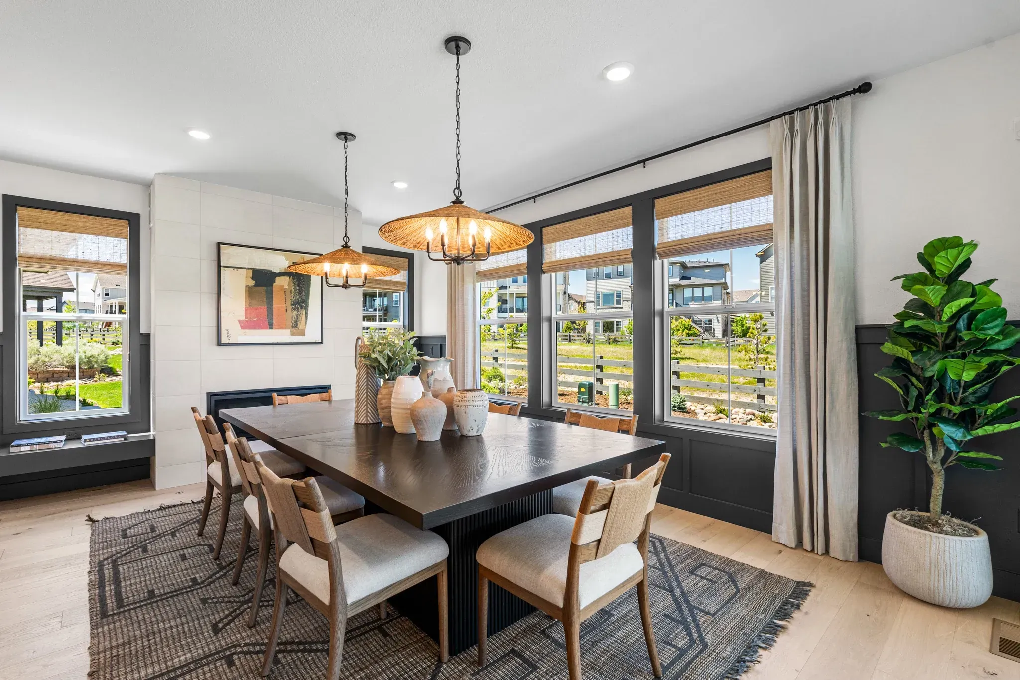 Pemberly Model Dining