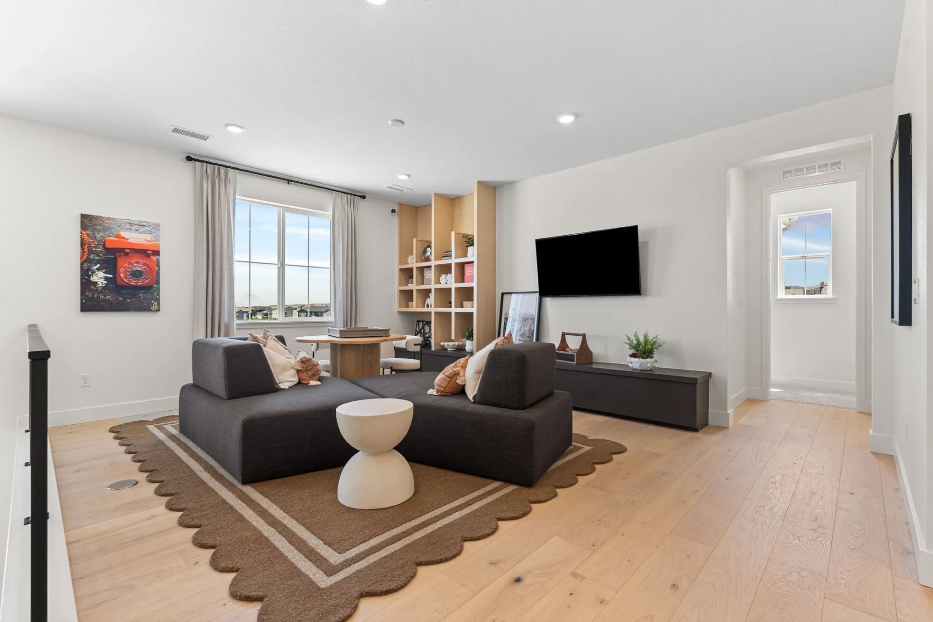 Pemberly Model Loft