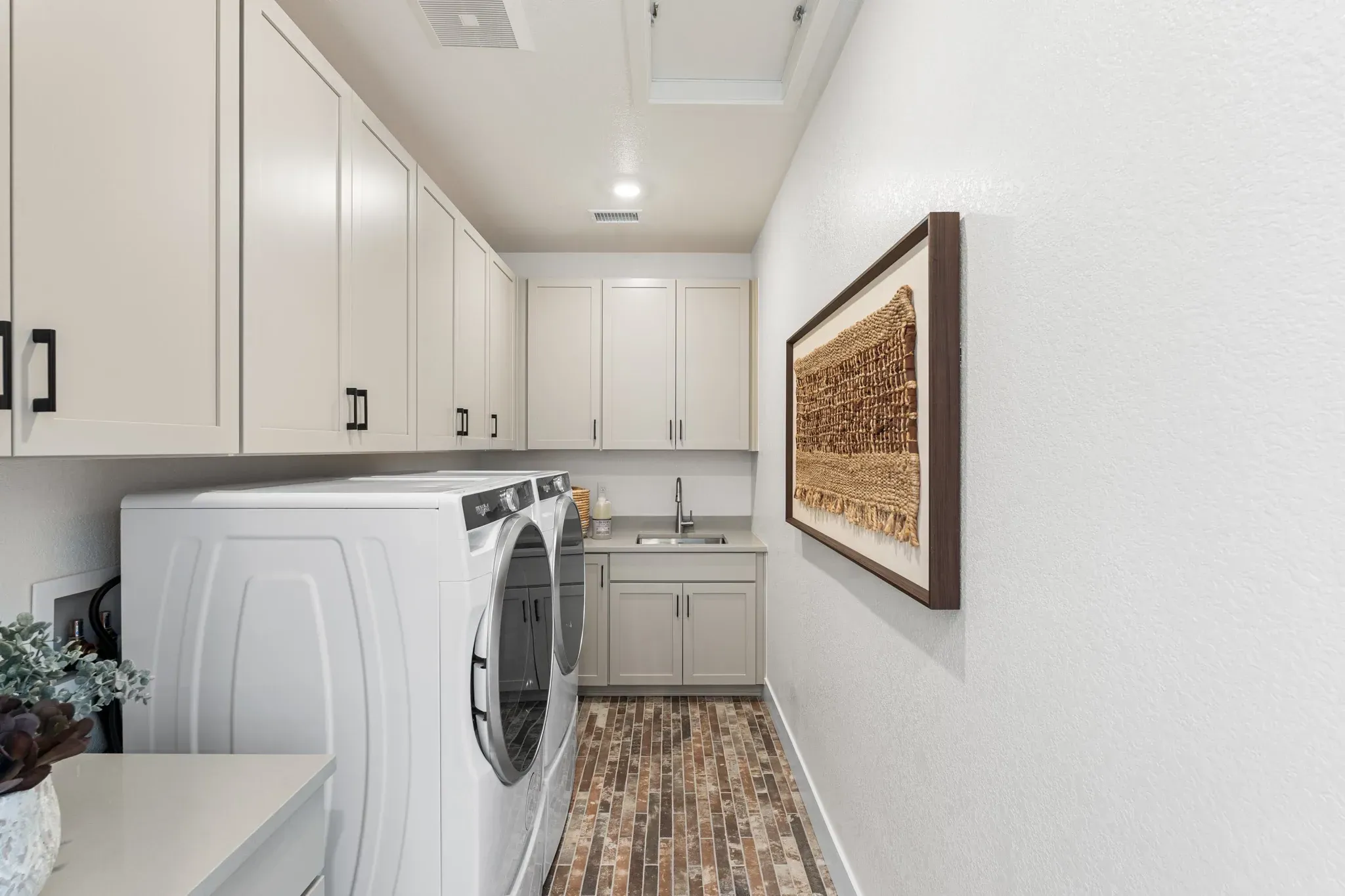 Pemberly Model Laundry