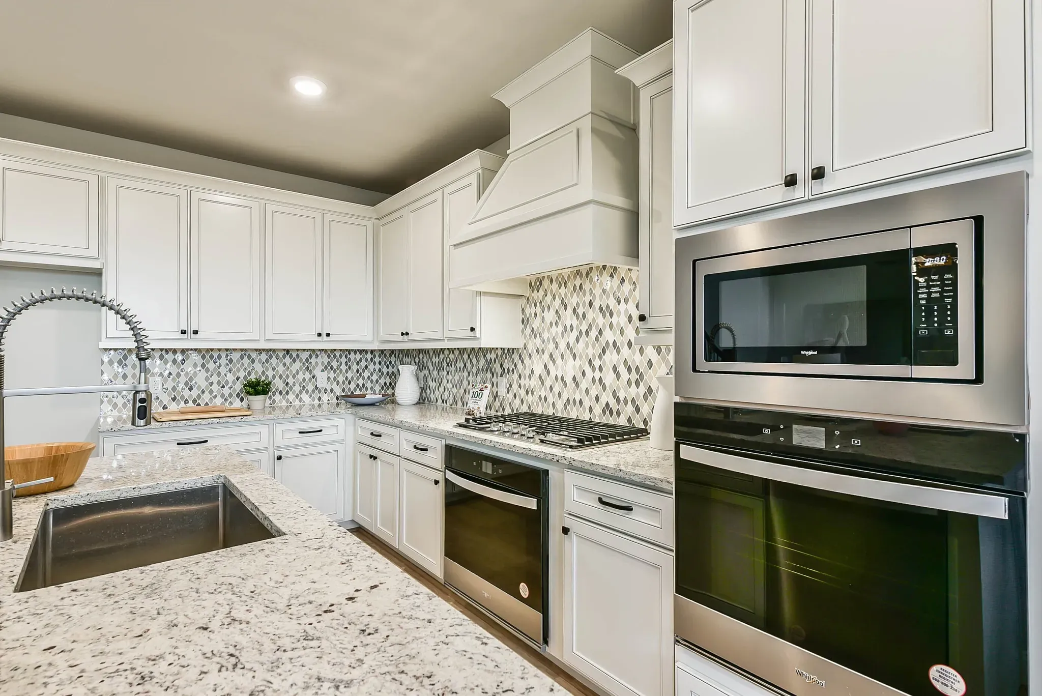 Plan 3069 kitchen - staged