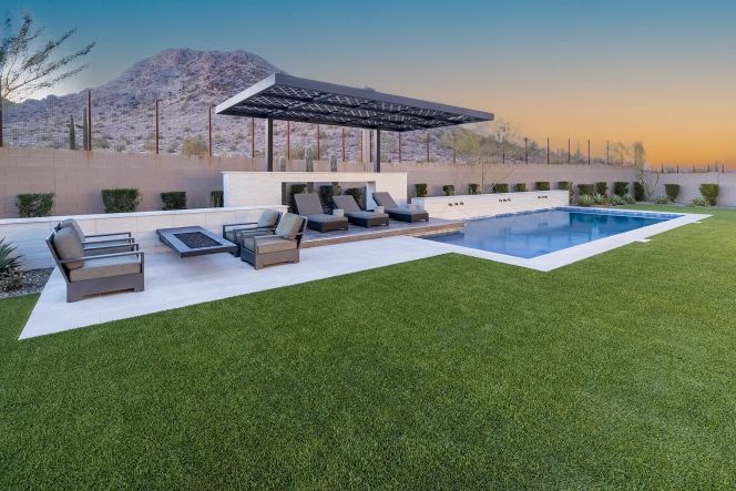 Model Backyard