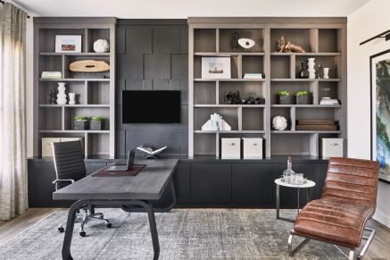 Model Home Office