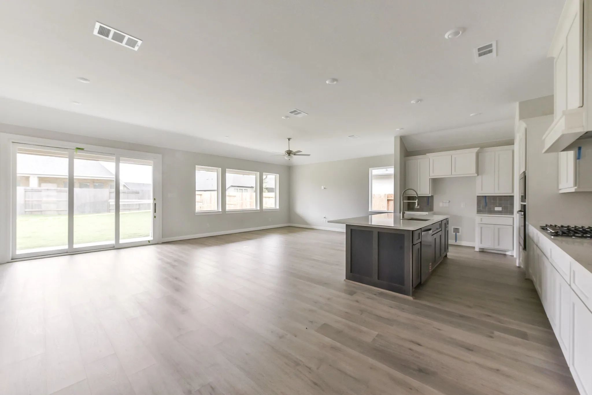 Plan 4509 kitchen