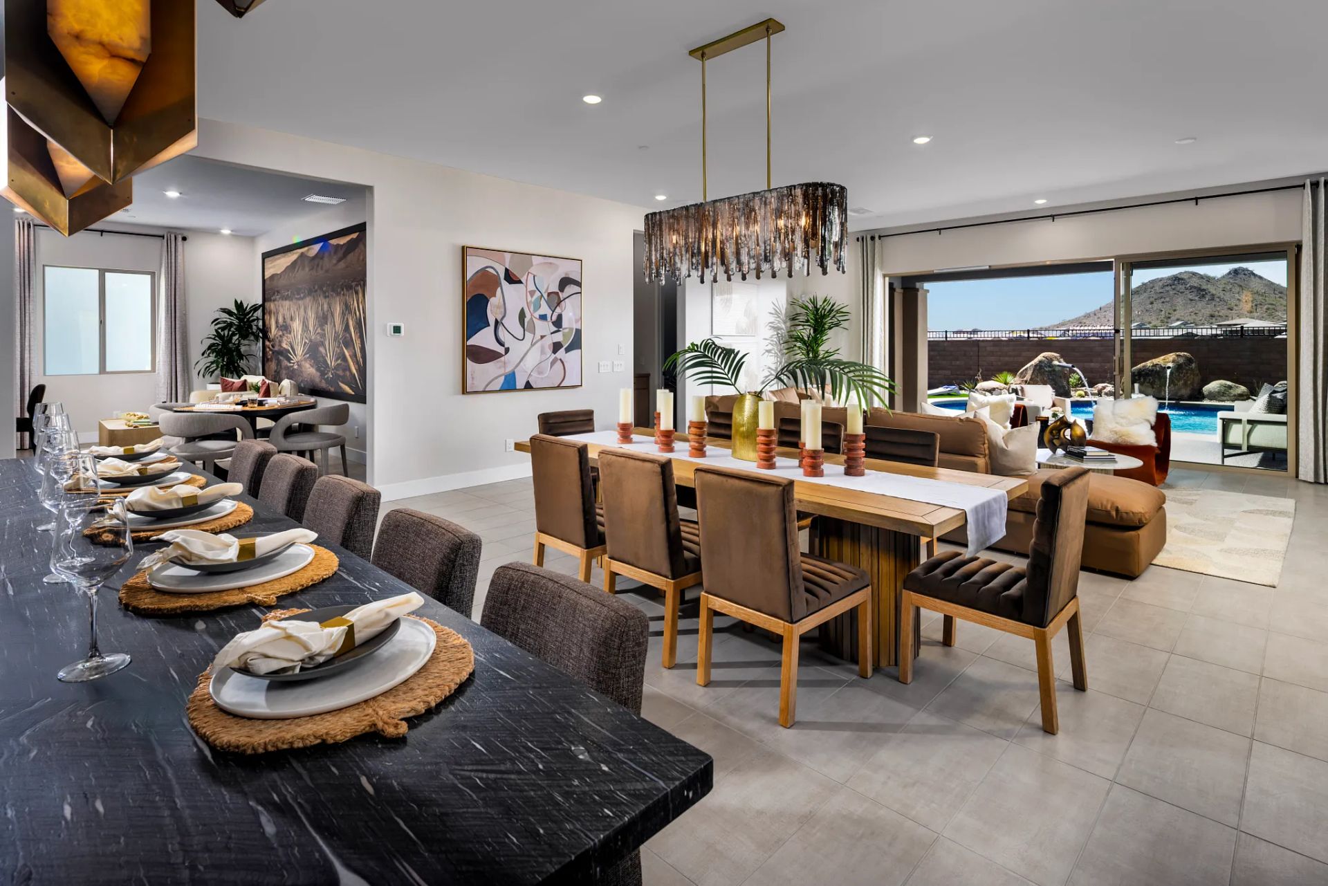 Traverse II Dining