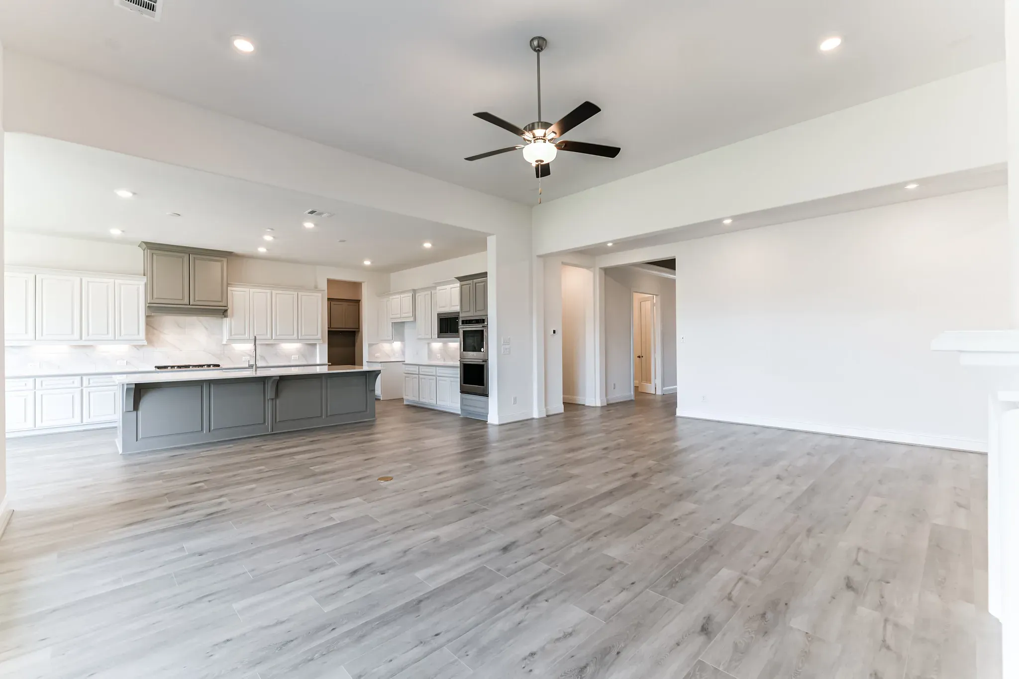 Plan 6010 great room