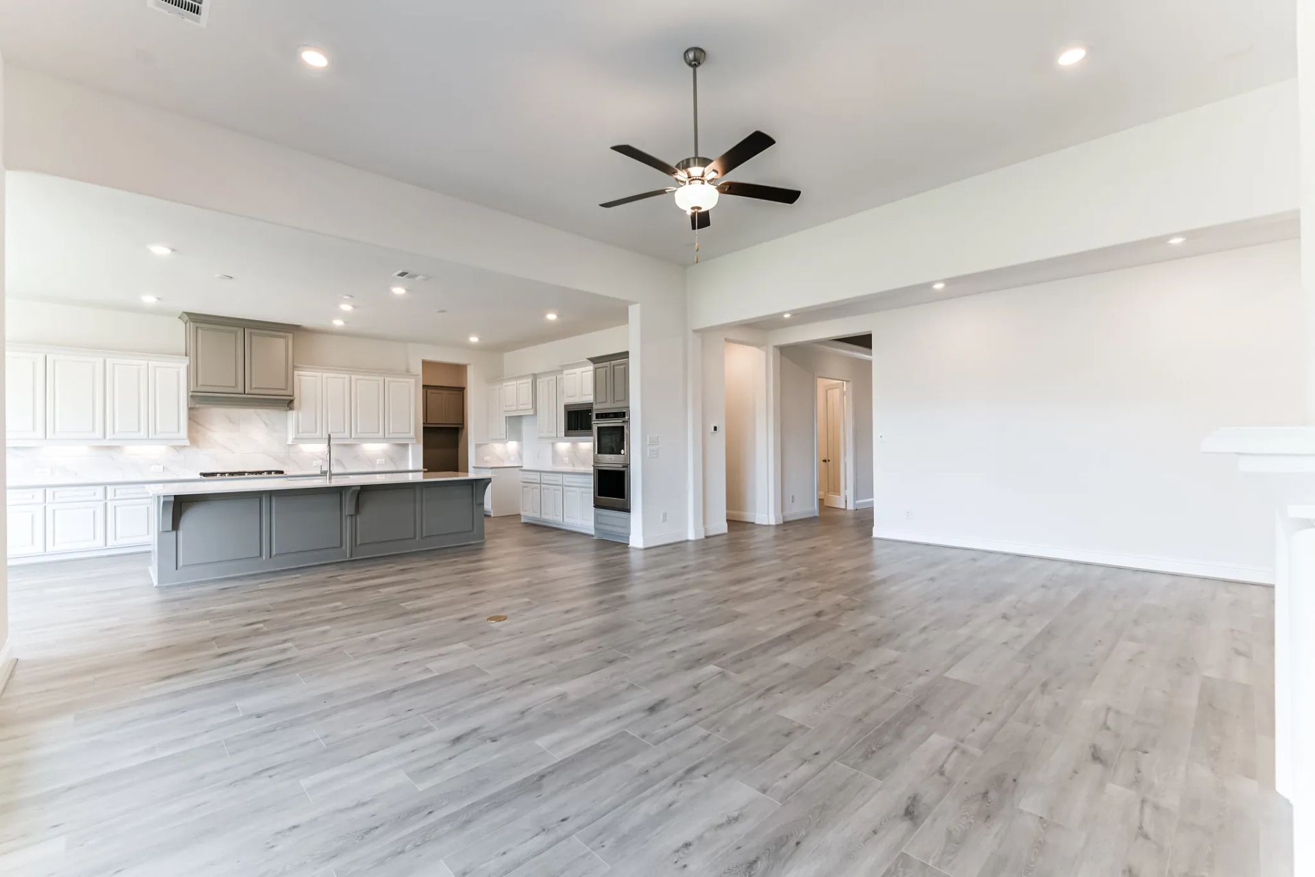 Plan 6010 great room