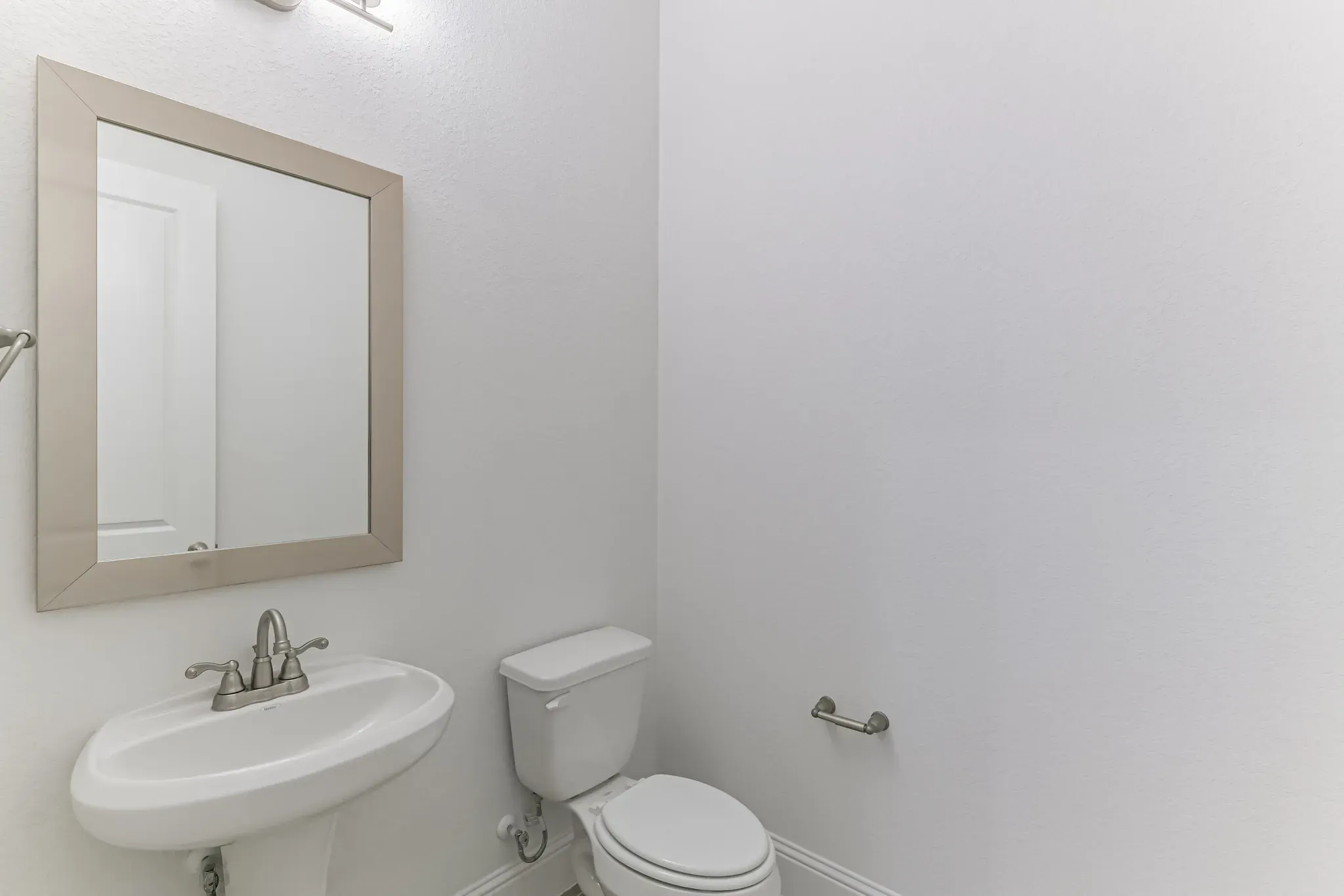 Plan 6010 powder room