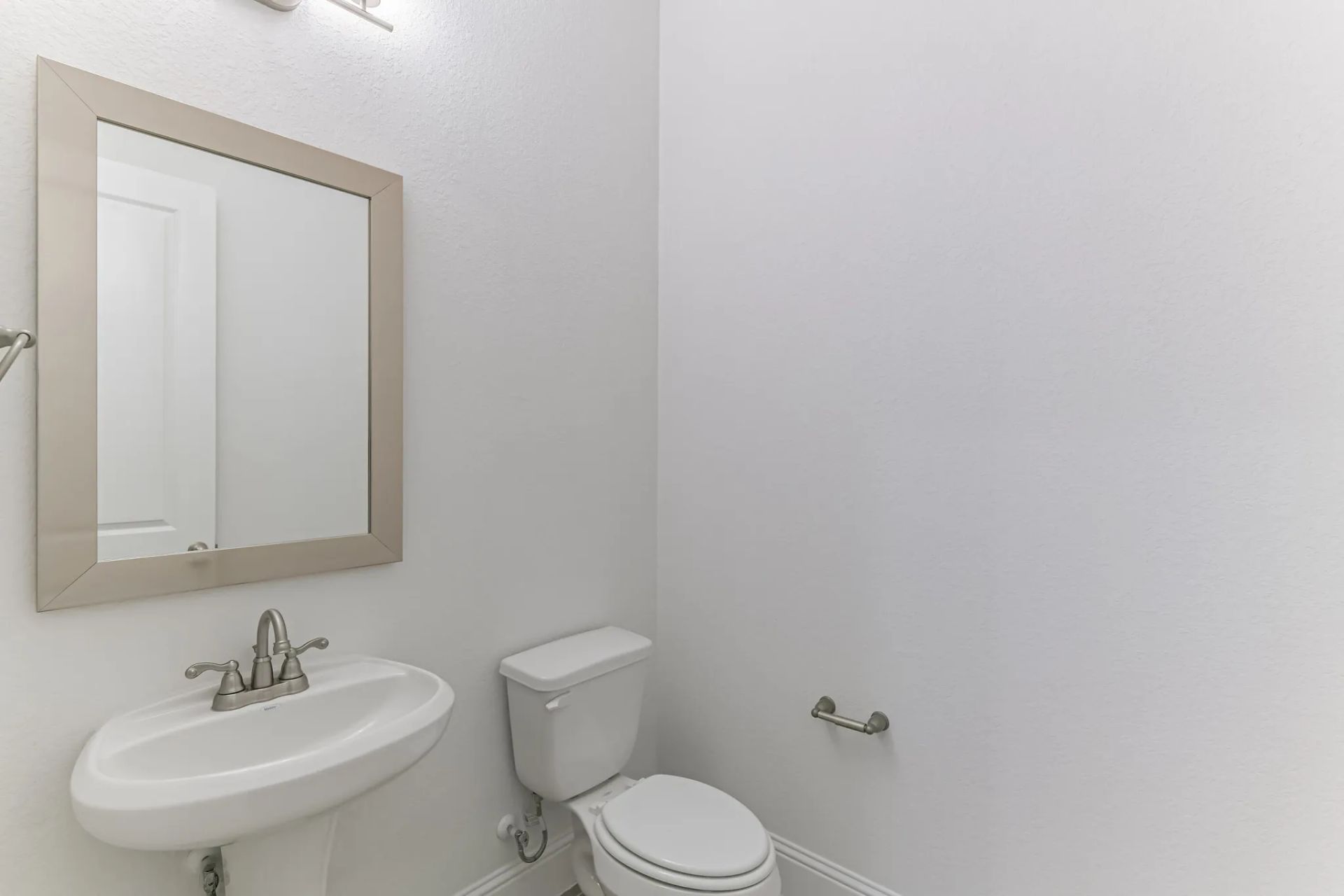 Plan 6010 powder room