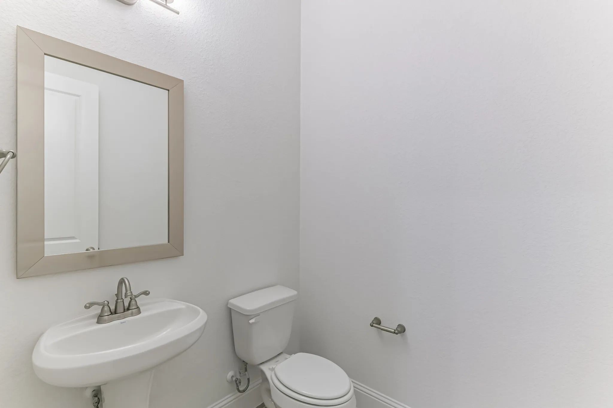 Plan 6010 powder room