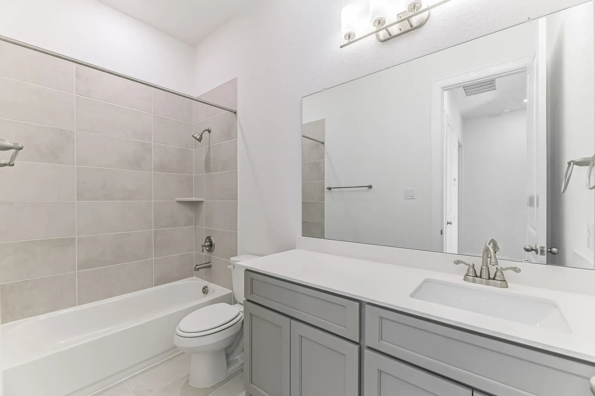 Plan 6010 bath 2