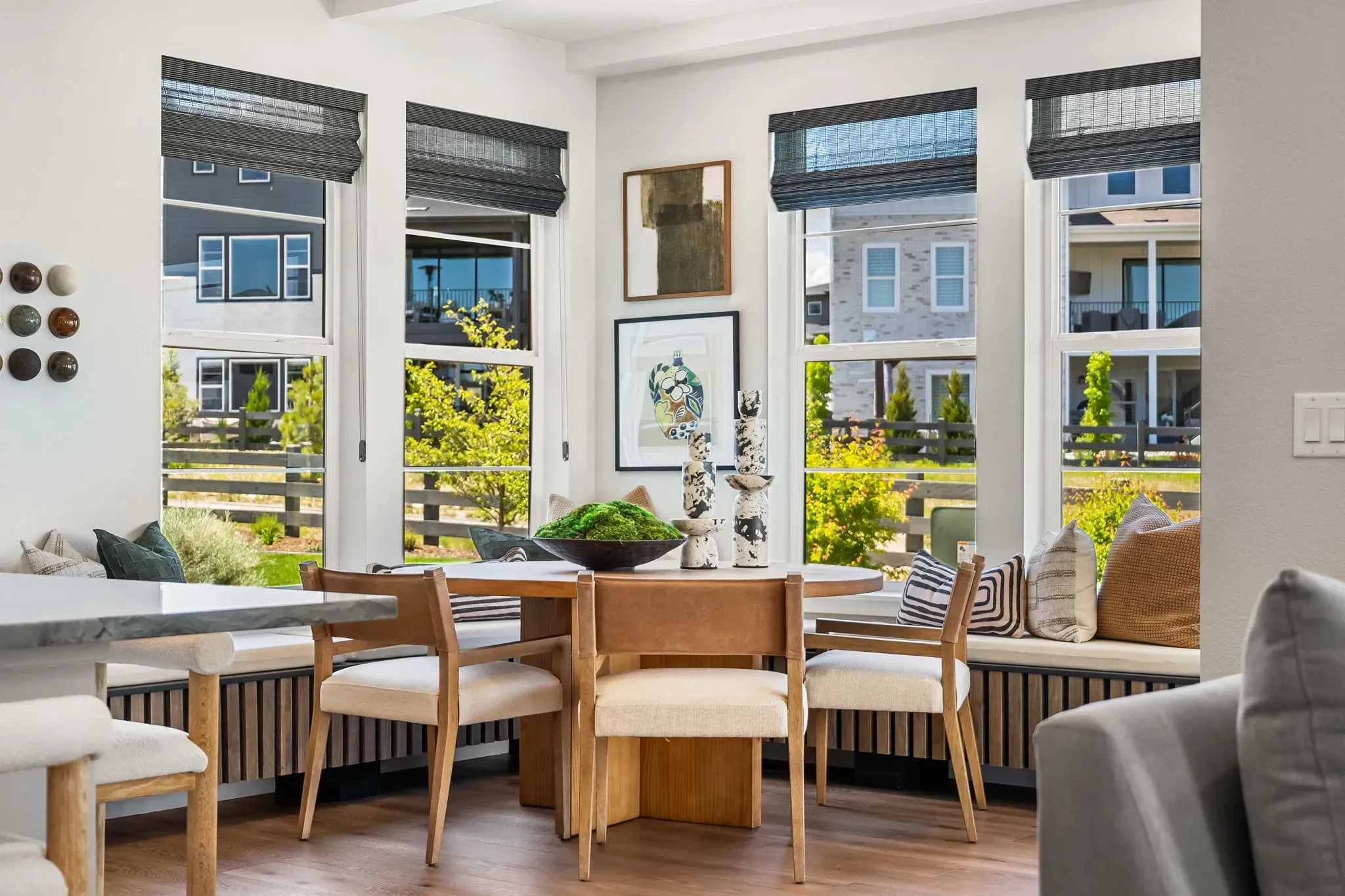 Emerson Model Dining