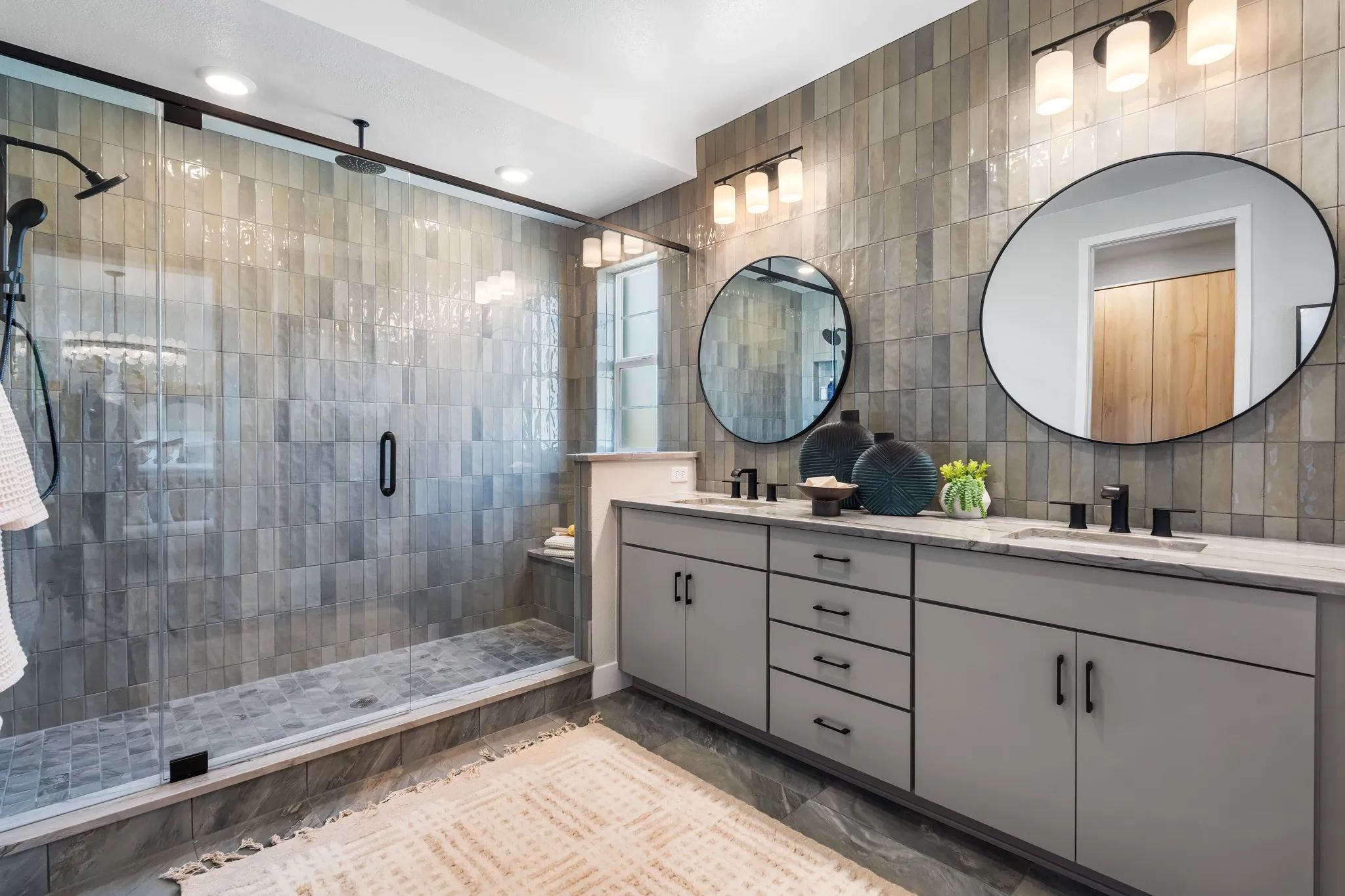 Emerson Model Primary Bath