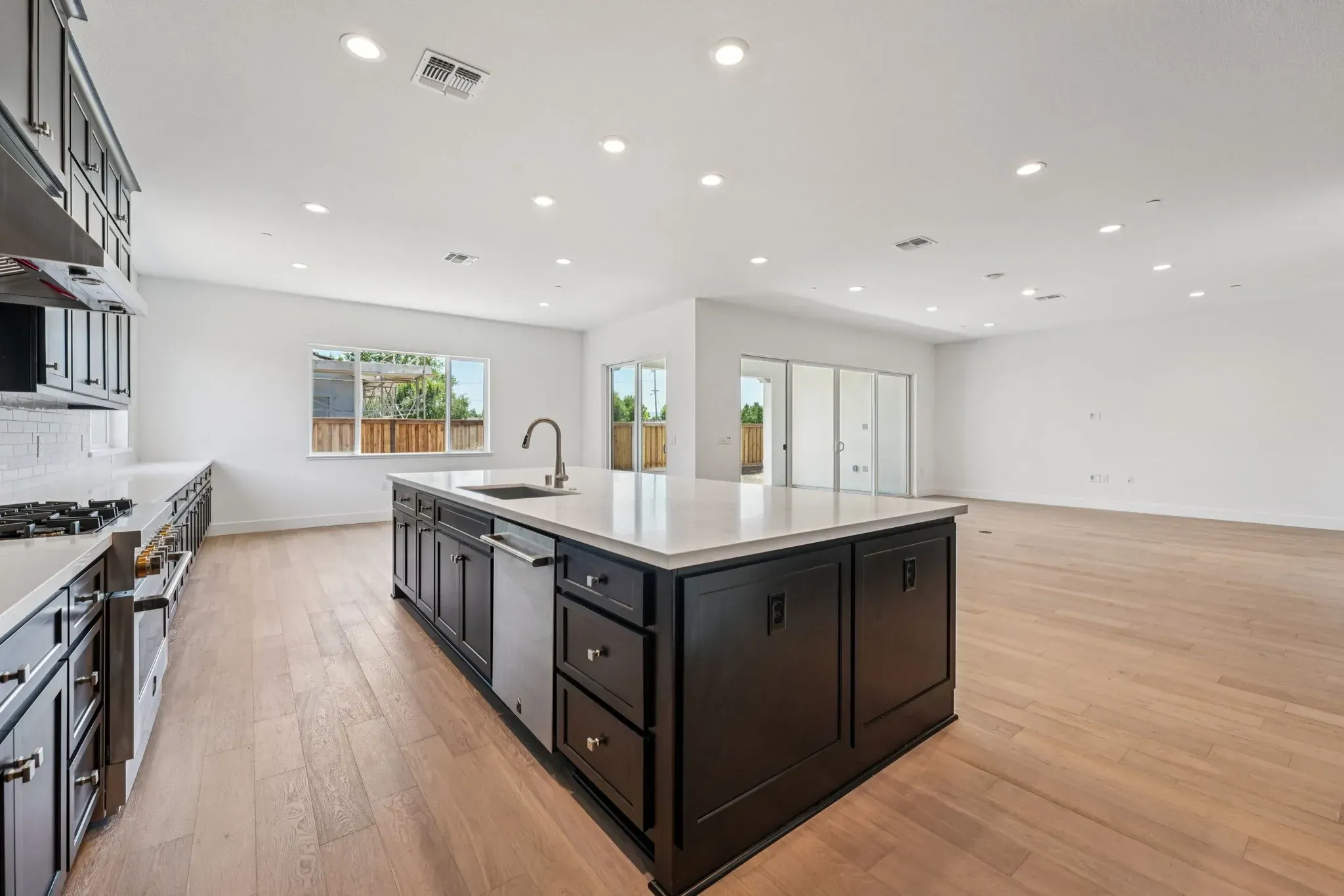 Orchard Grove Lot 28 Kitchen