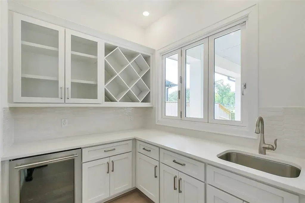 Homesite 6110 entertaining bar