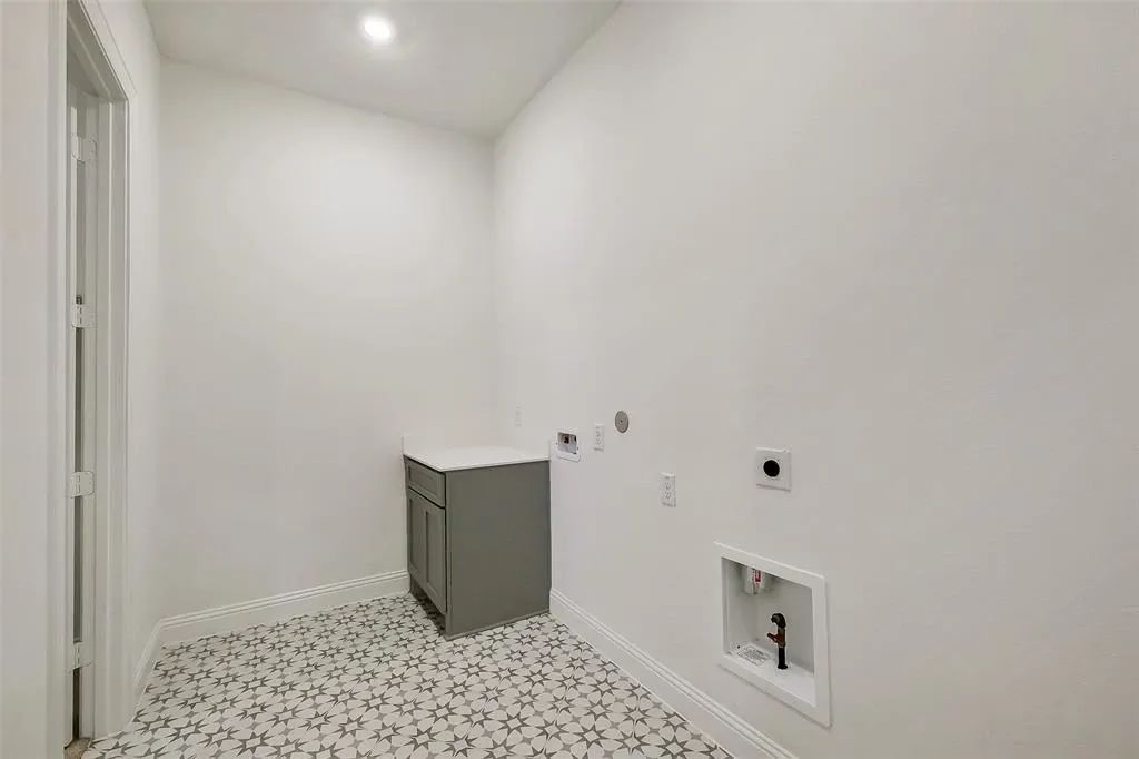 Homesite 6110 laundry room