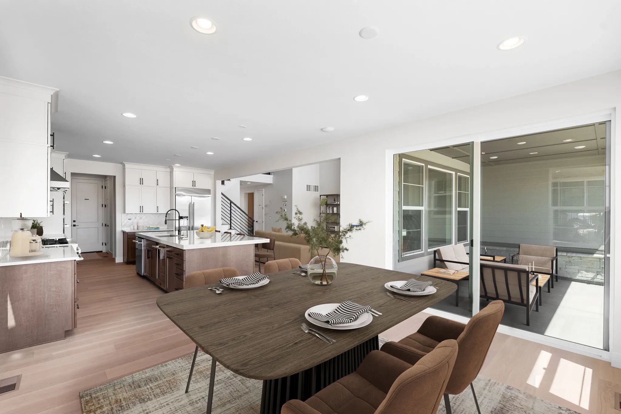 Homesite 3712 Dining, Patio + Kitchen - Virtually