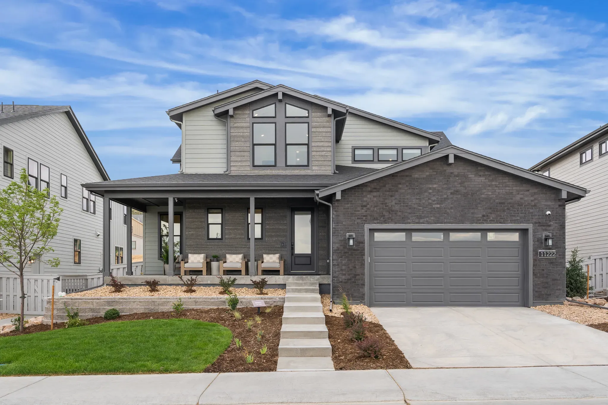 Everly Model Exterior
