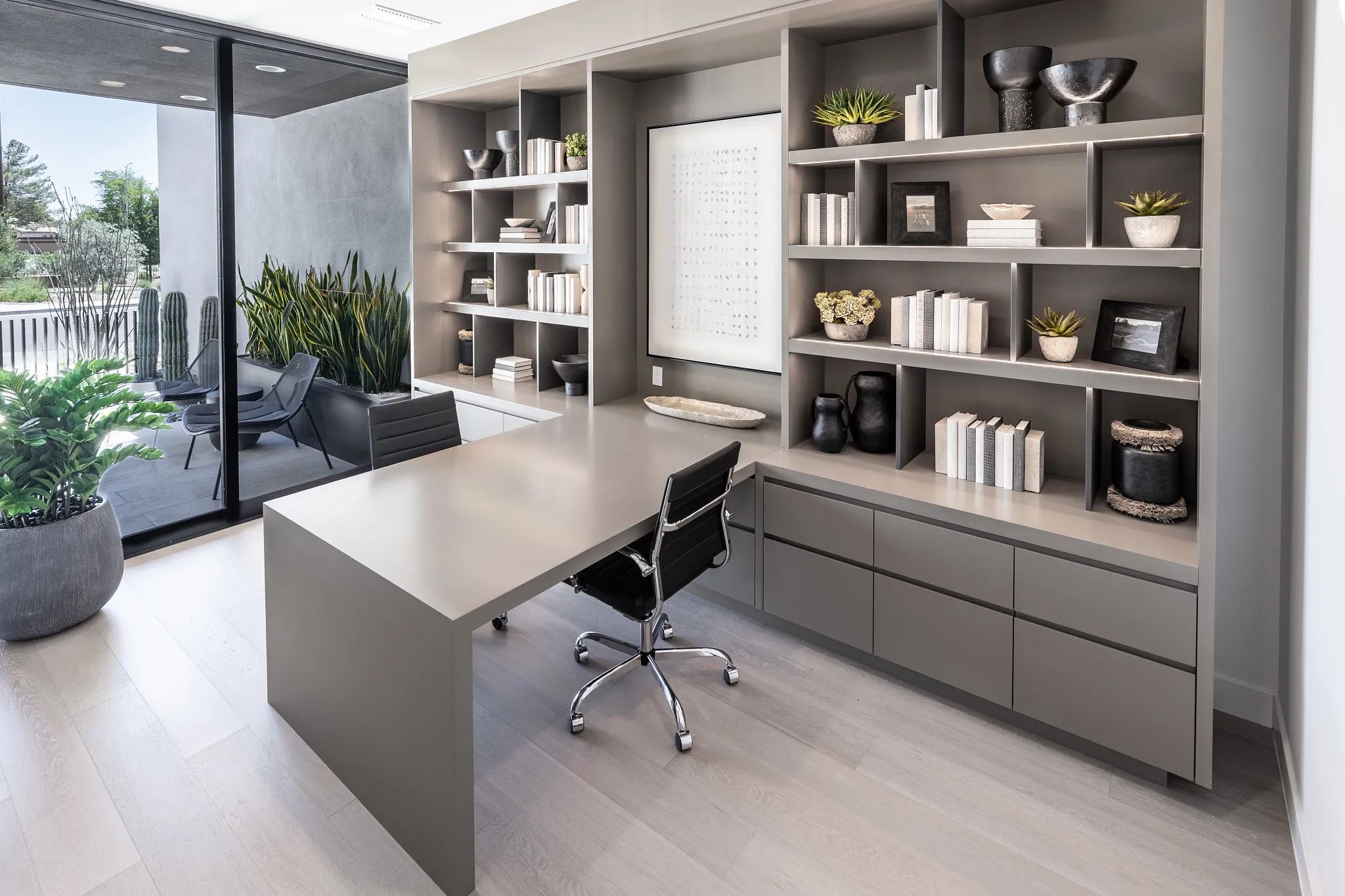 6001 Model Office