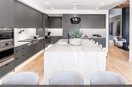 6004 Model Kitchen
