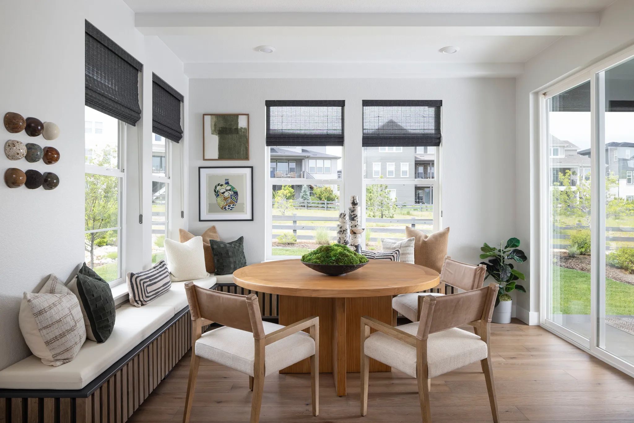 Emerson Model Dining