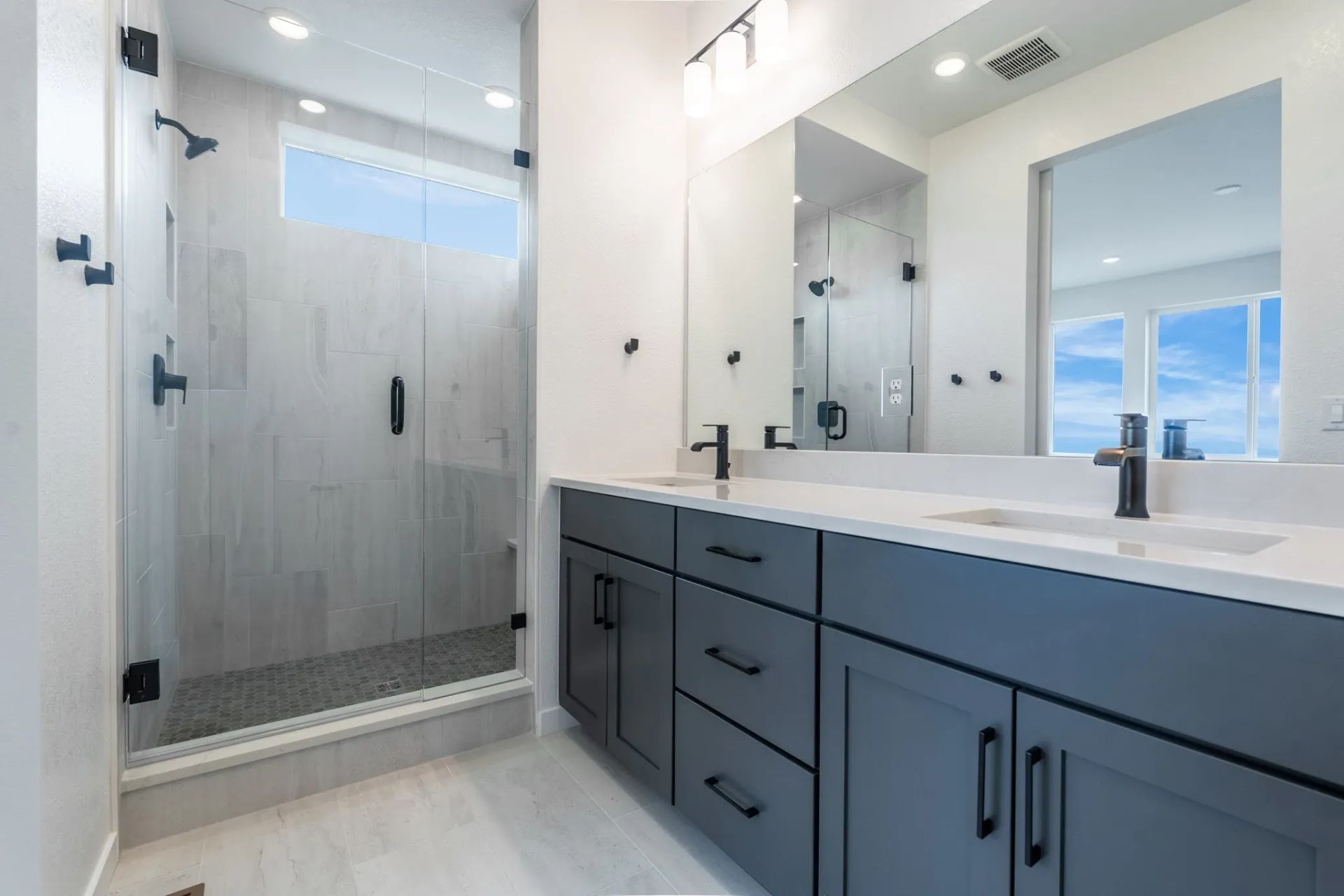Homesite 22 Primary Bath