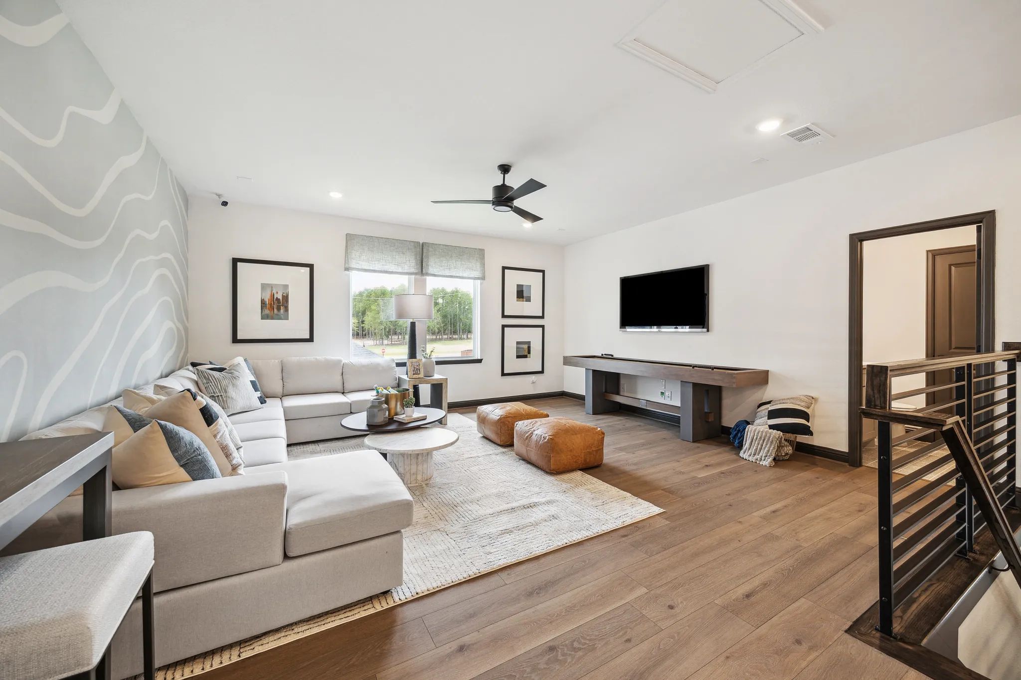 Plan 5042 game room - staged