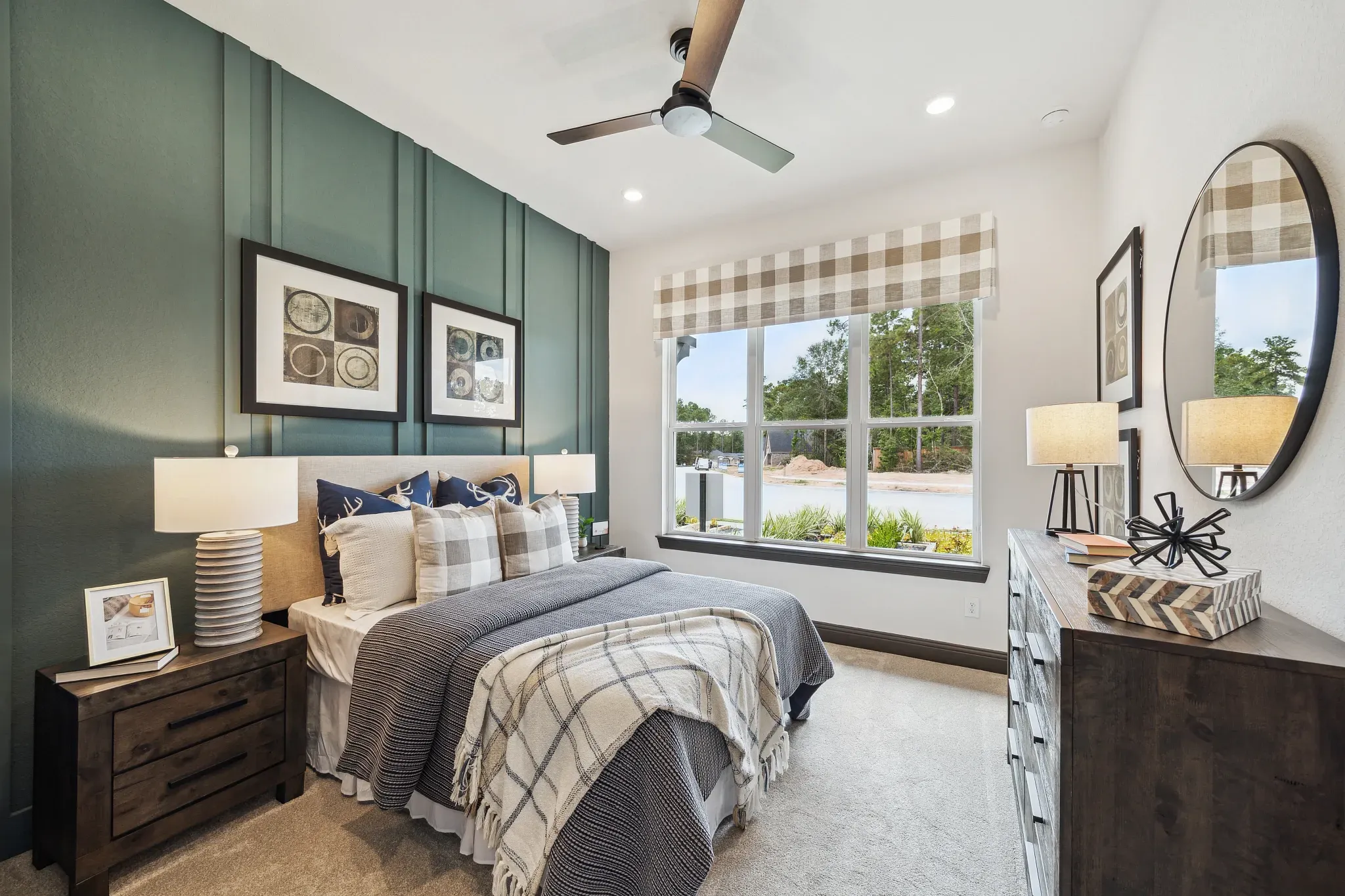 Plan 5042 bed 4 - staged