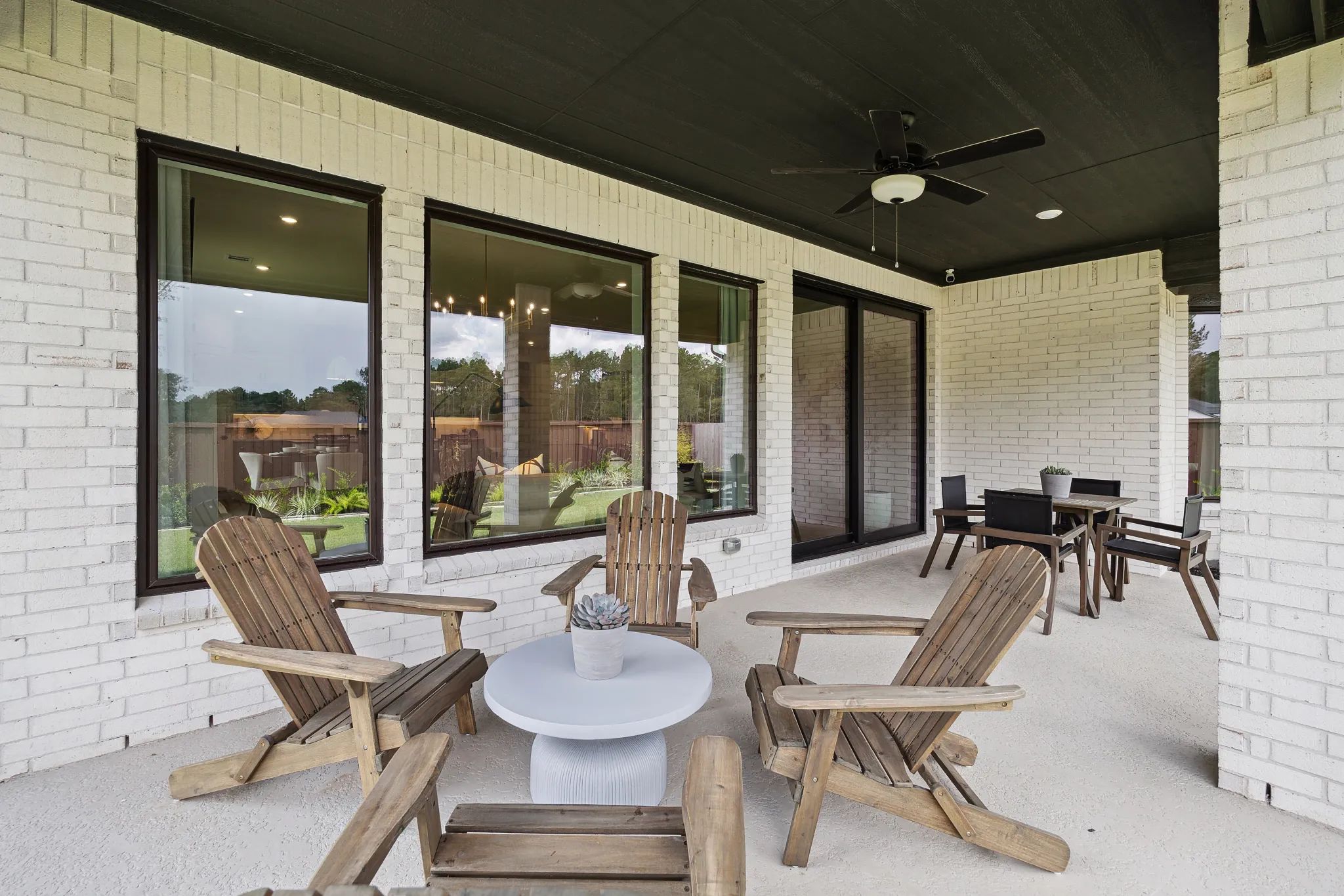 Plan 4043 model outdoor living