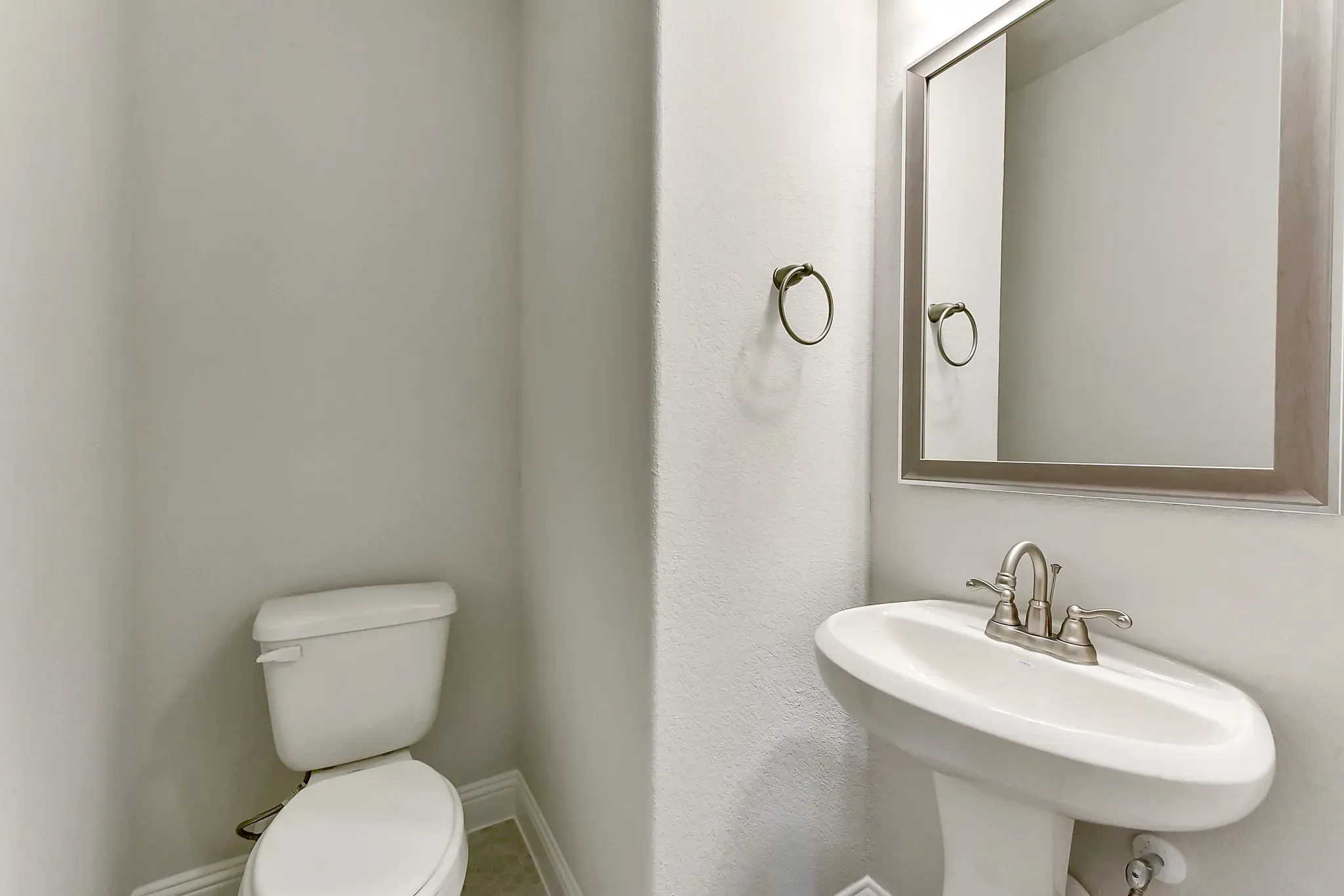 Plan 4029 powder room