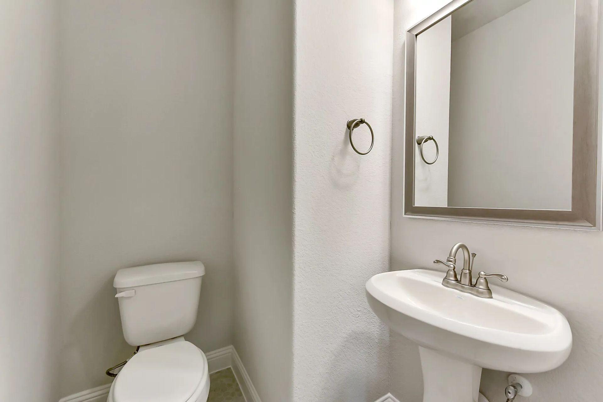 Plan 4029 powder room