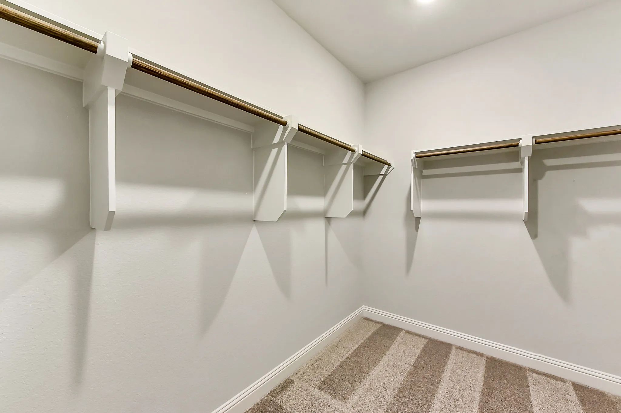 Plan 4039 closet