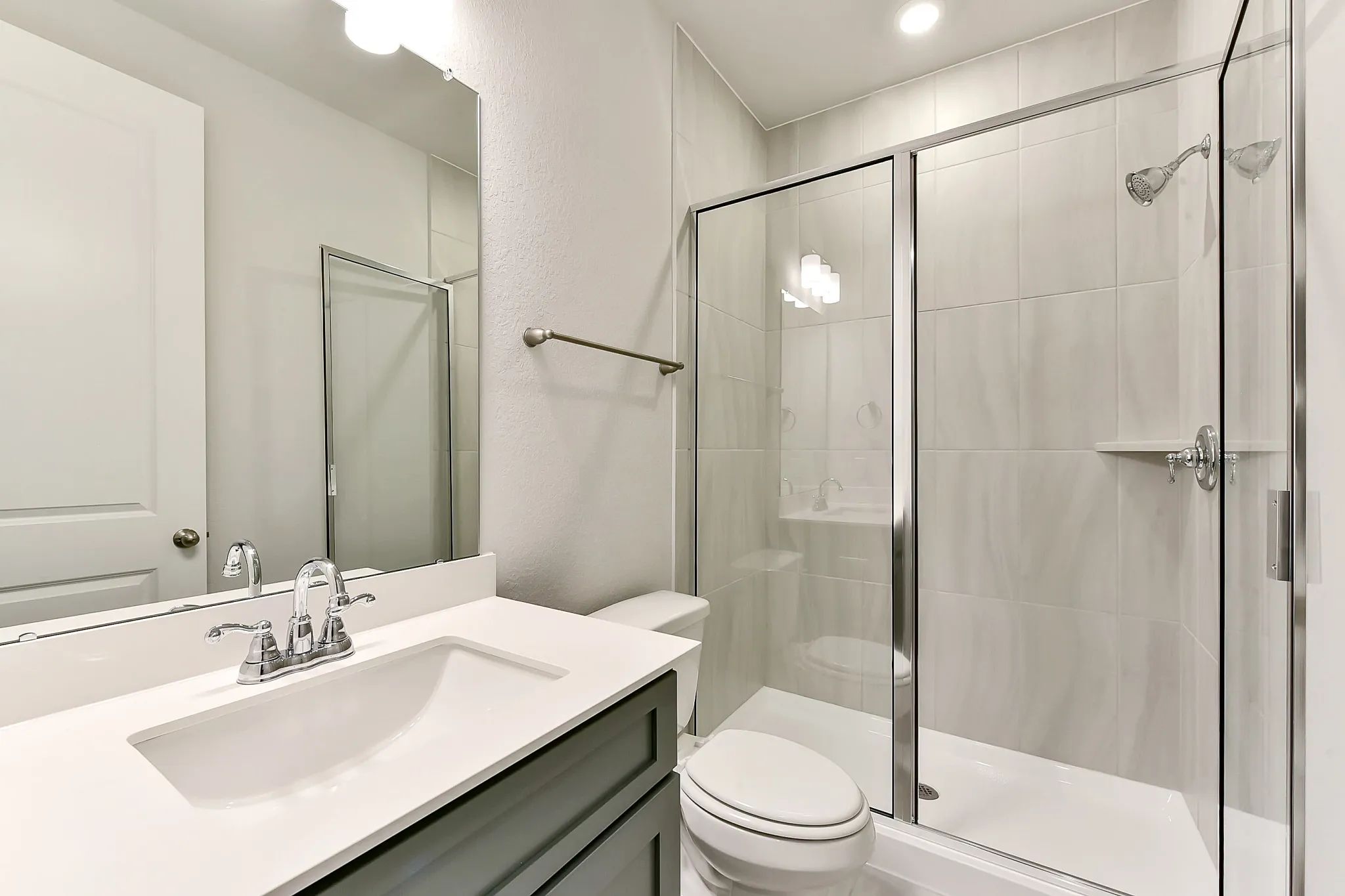 Plan 4039 bath 3