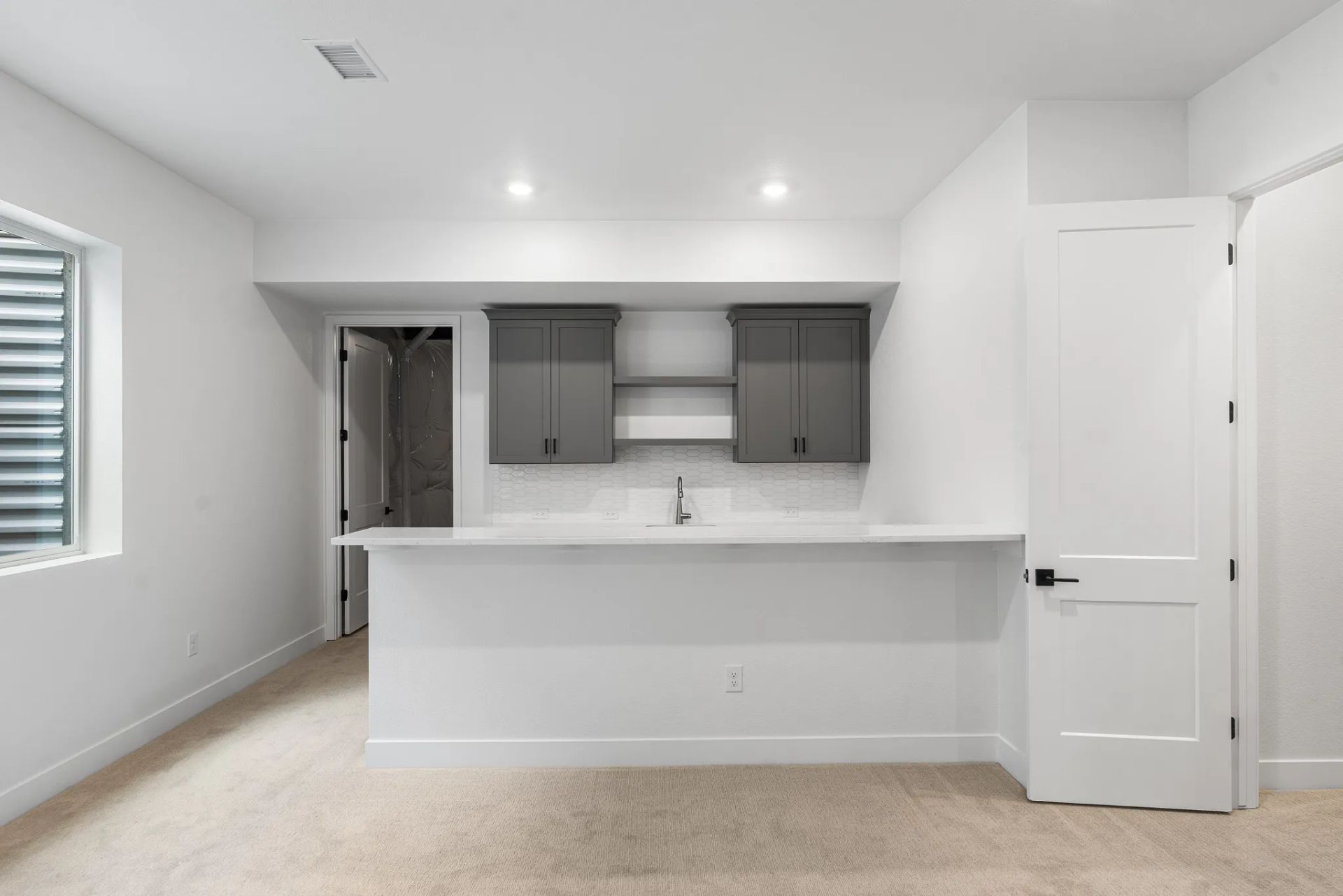 Homesite 44 Wet Bar at Finished Basement