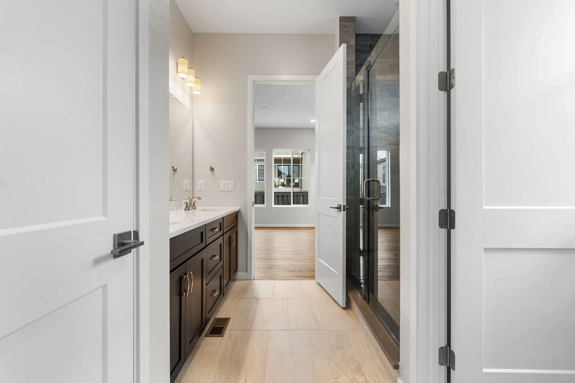Homesite 72 Primary Bath