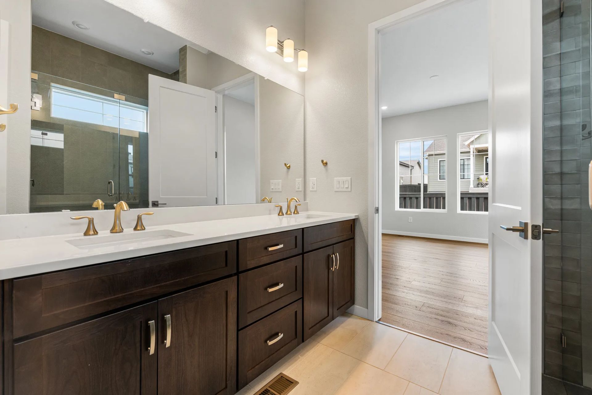 Homesite 72 Primary Bath