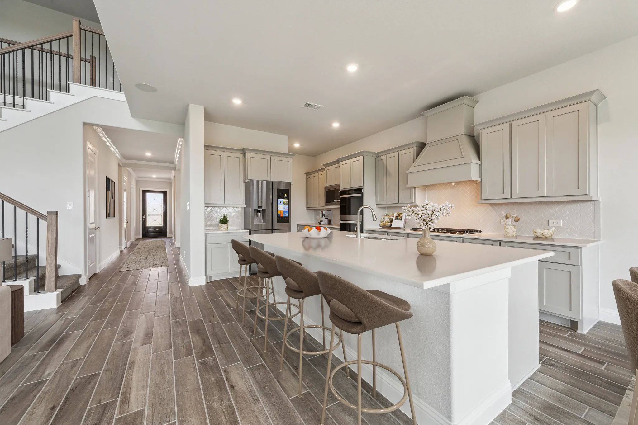 Plan 5072 kitchen