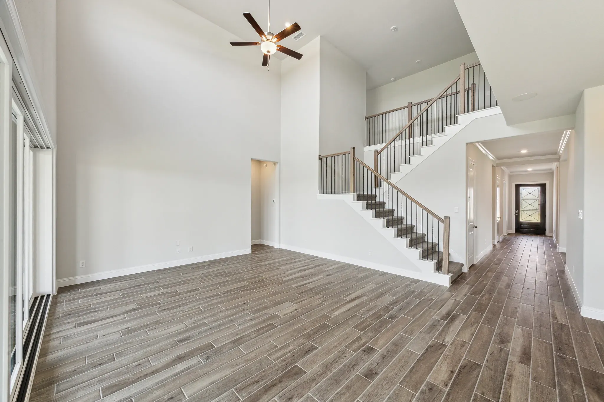 Plan 5072 great room