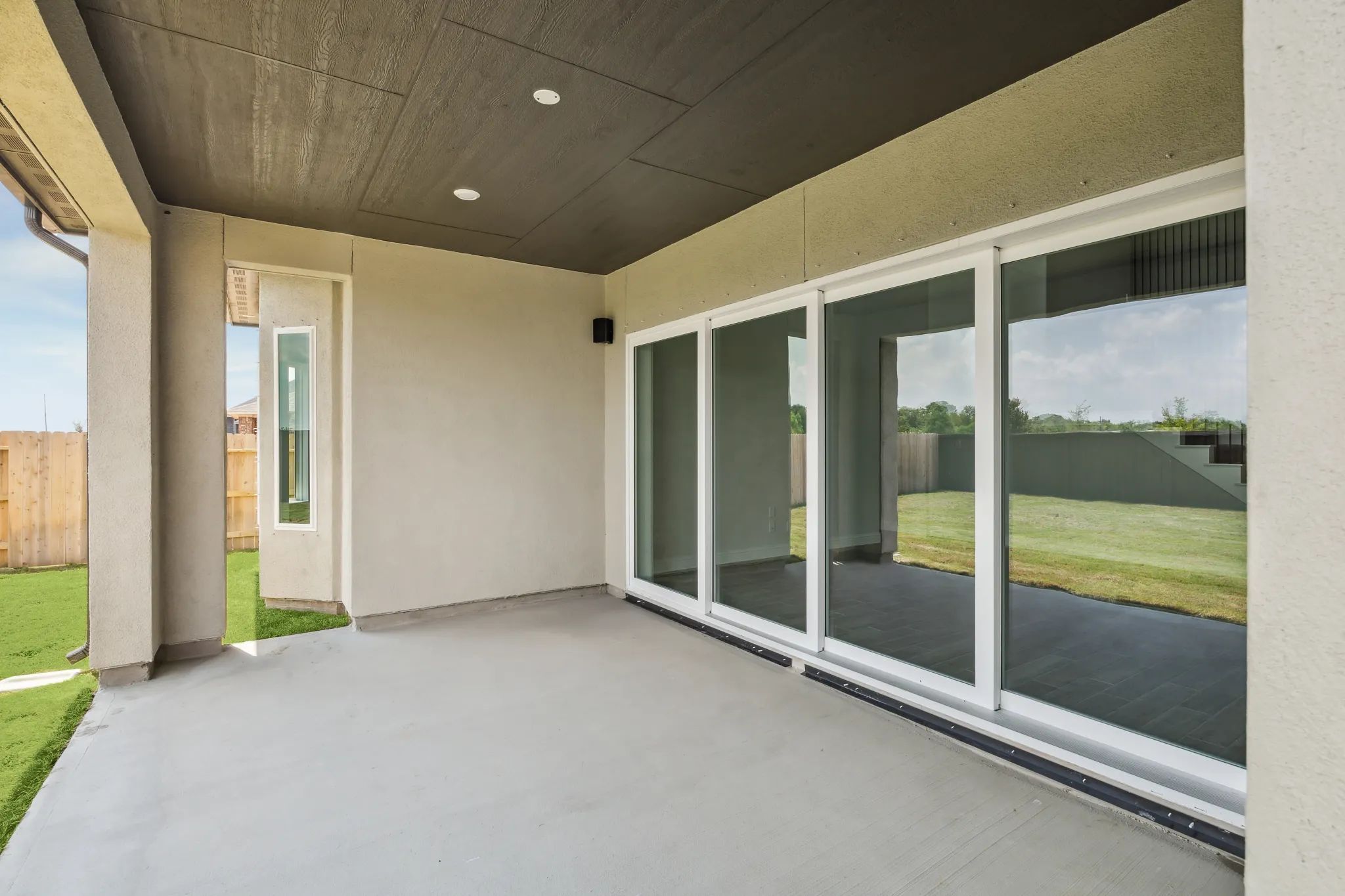Plan 5072 outdoor living