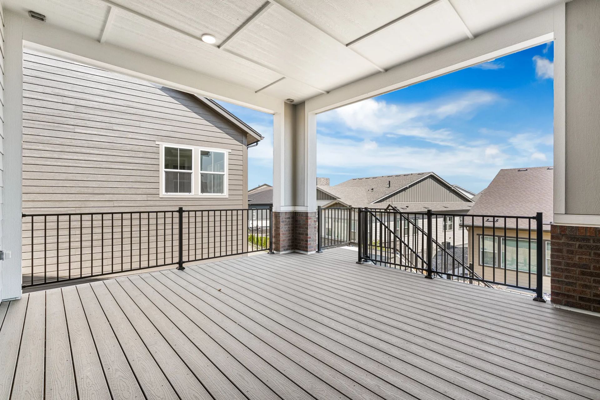 Homesite 8 Covered Deck
